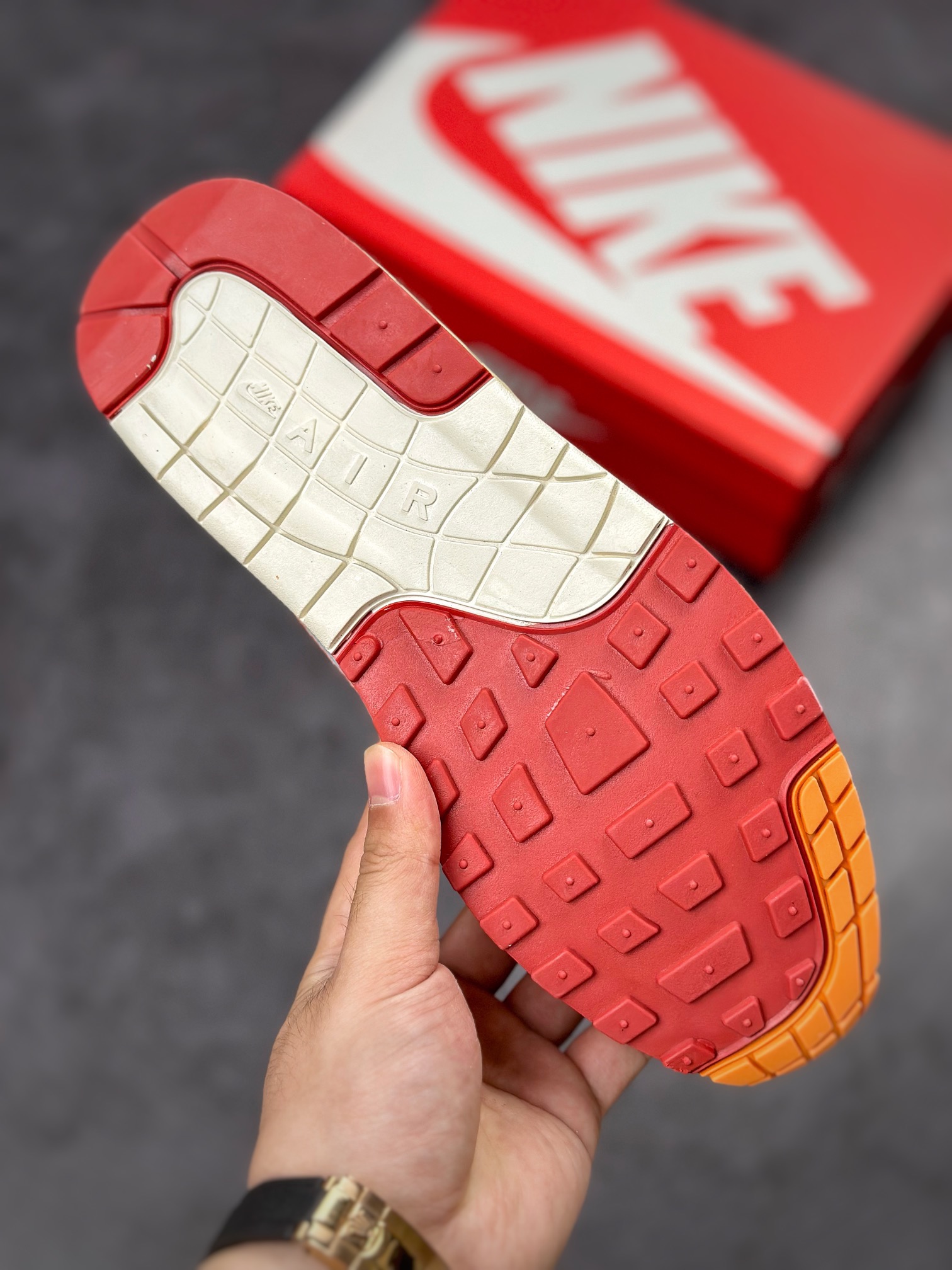 Men Women Nike Air Max 1