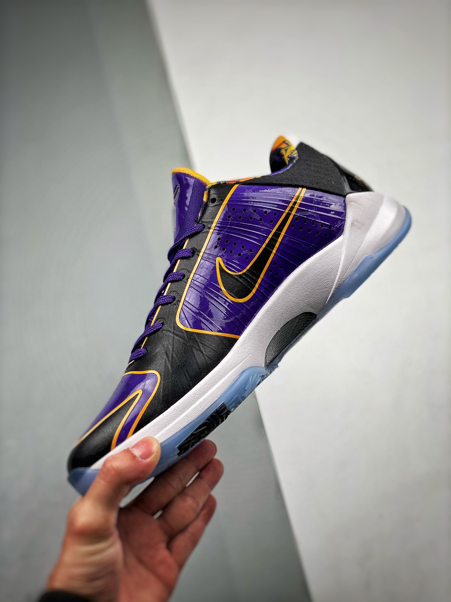 NIKE zoom Kobe 5