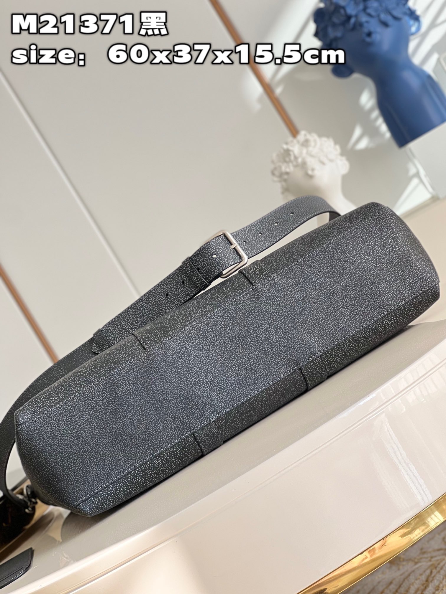 L*ouis V*uitton tote journey m21371 Top Bag