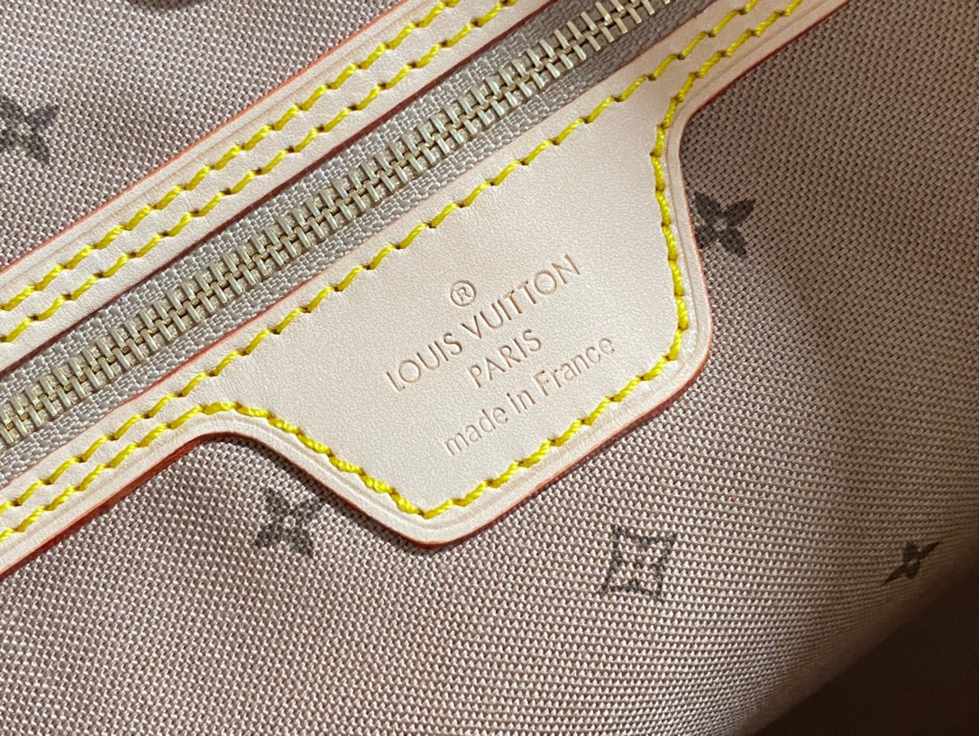 L*ouis V*uitton m20921 Top Bag