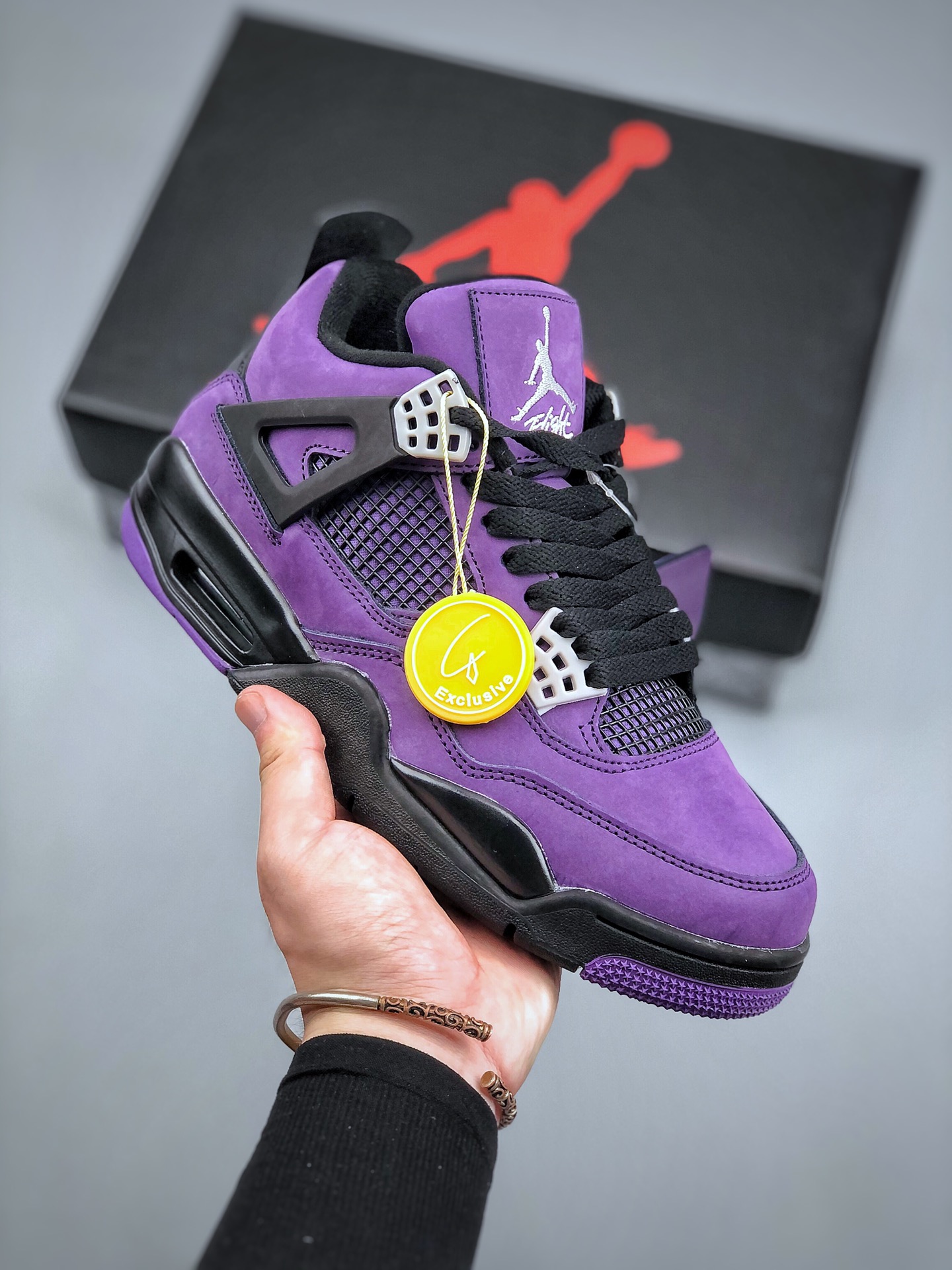 Nike Air Jordan 4 Retro