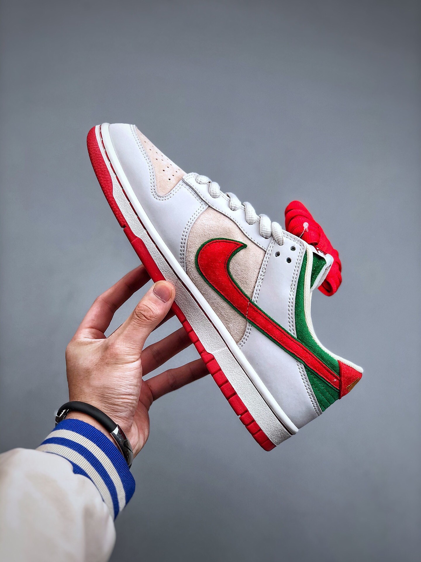 Nike SB Dunk low next nature