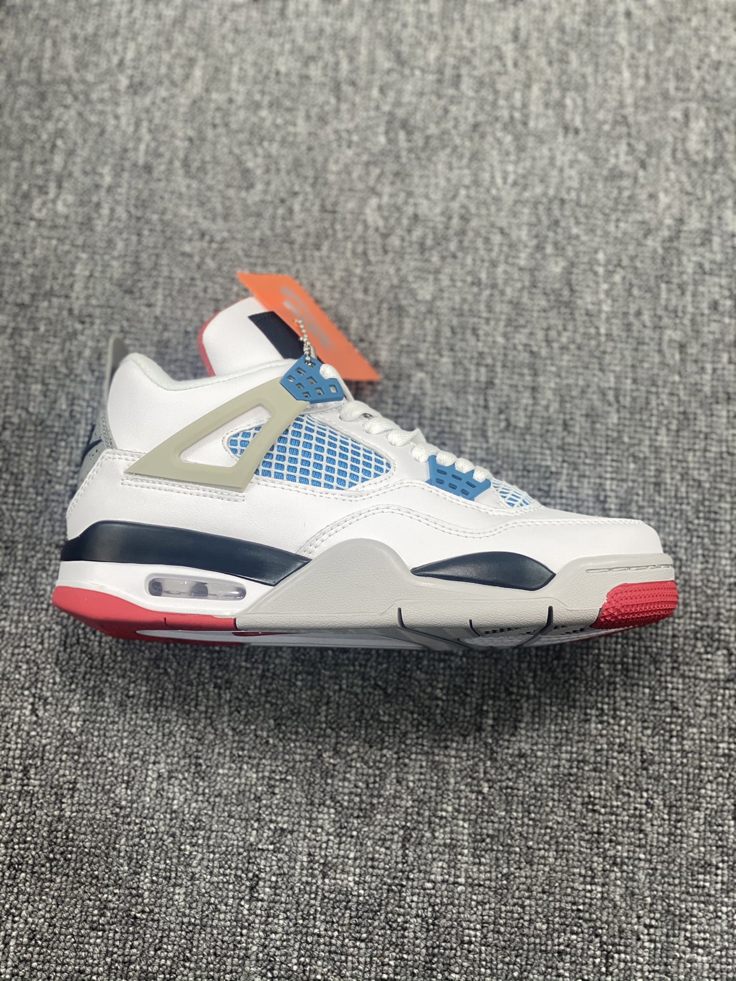 Nike Air Jordan 4 Retro