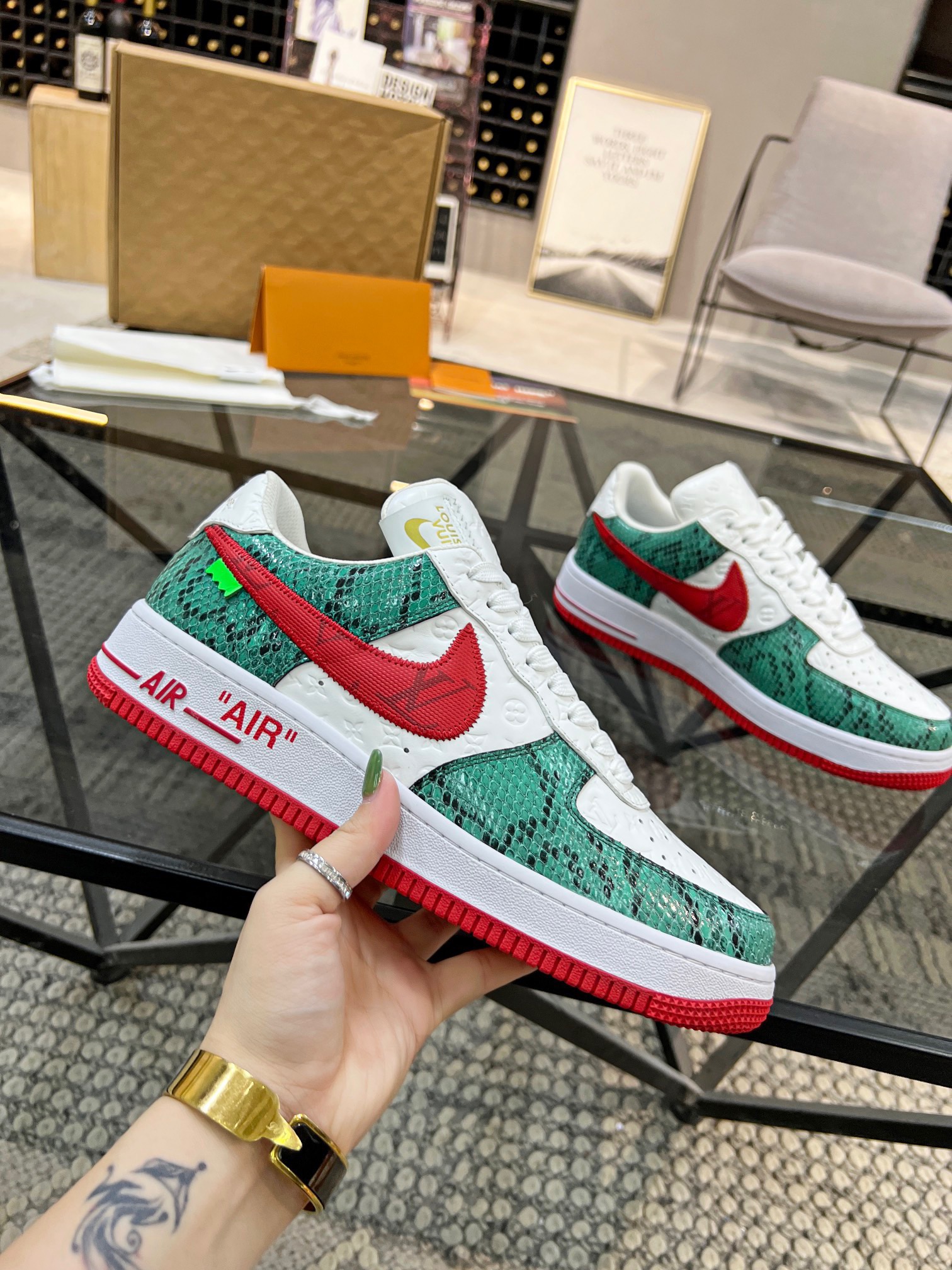 Men Women L*ouis V*uitton x NIKE Sneakers Maikesneakers