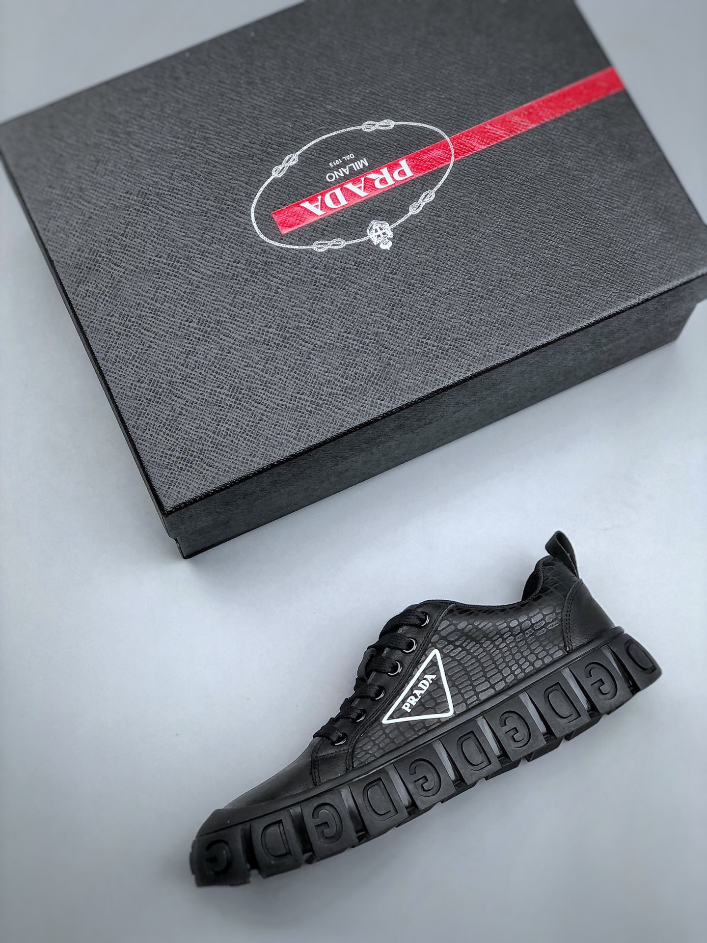 Men P*rada Top Sneaker （ ）