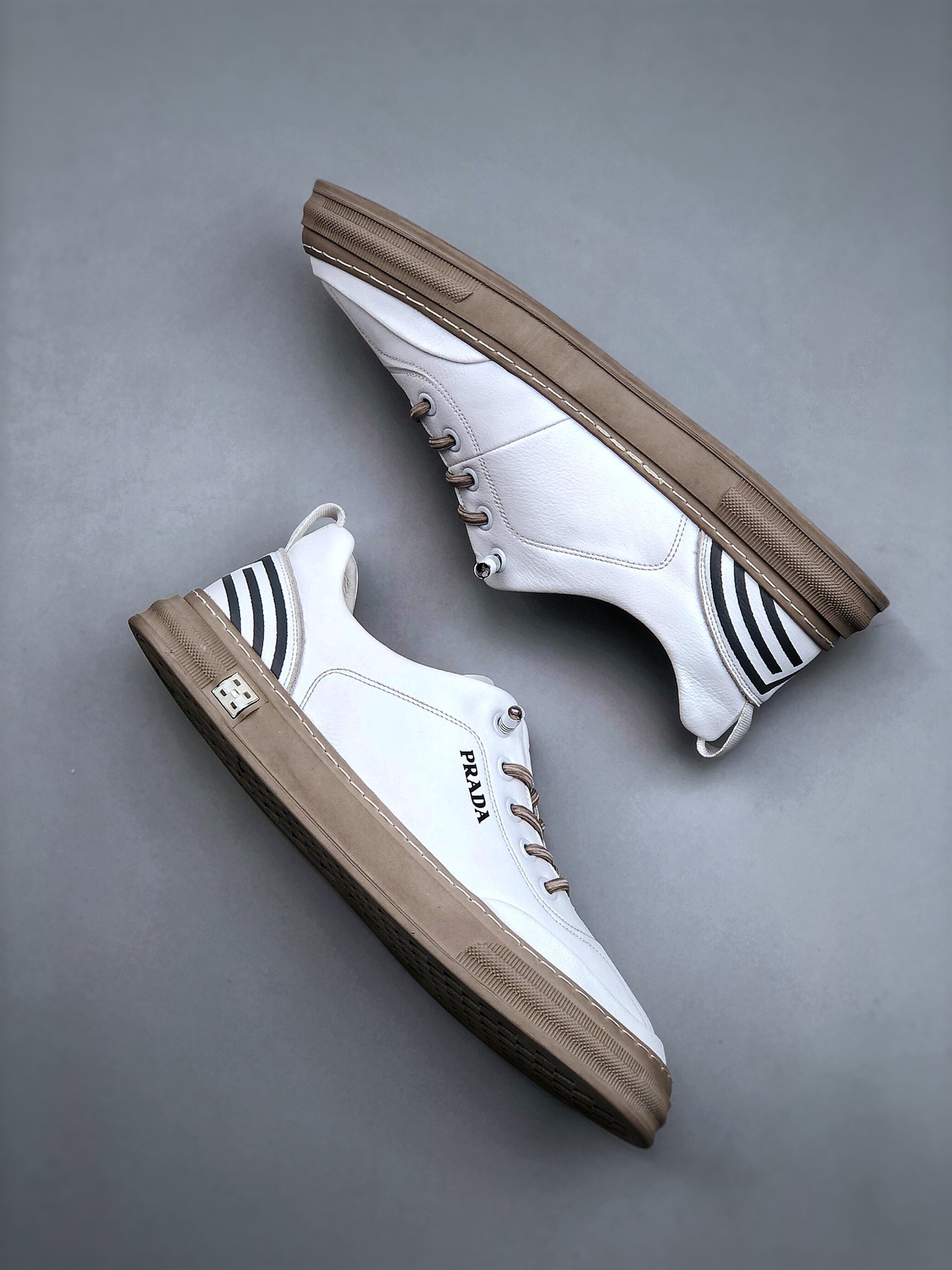 Men P*rada Top Sneaker （ ）