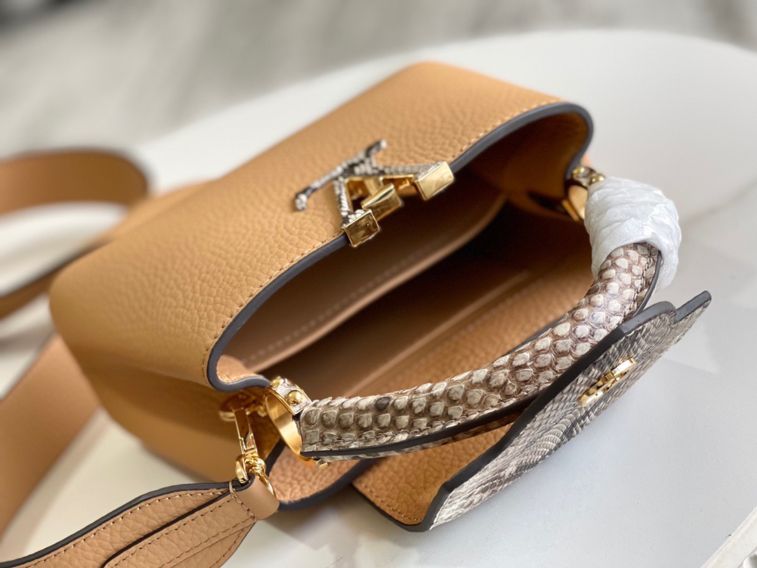 L*ouis V*uitton Top Bag