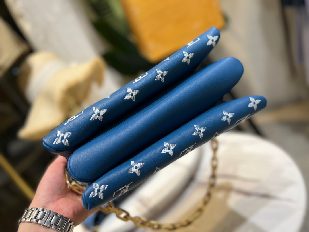 L*ouis V*uitton Top Bag