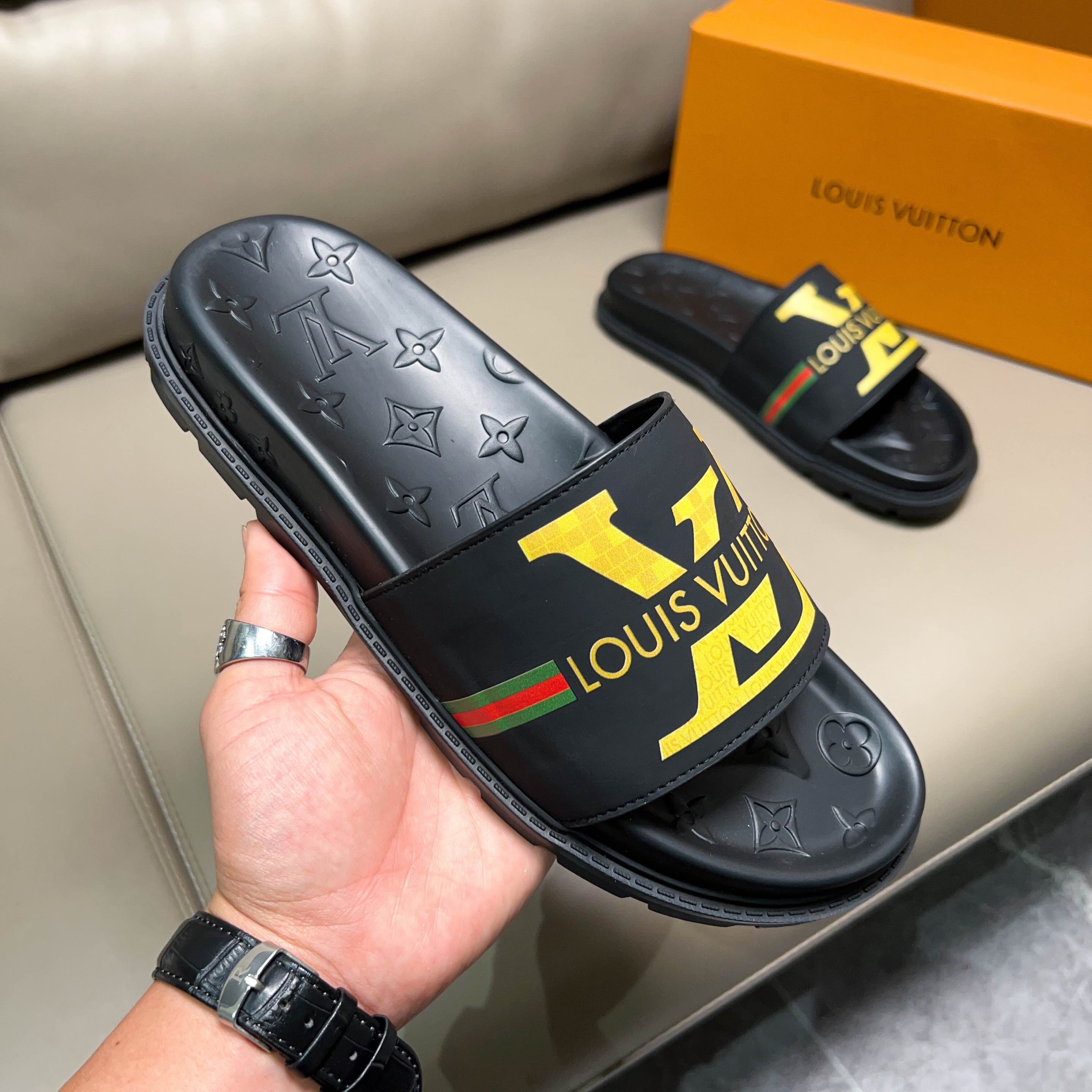 Men L*ouis V*uitton Top Slippers
