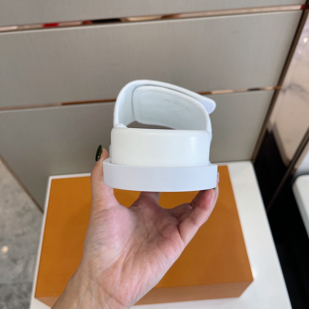 Men L*ouis V*uitton Top Slippers