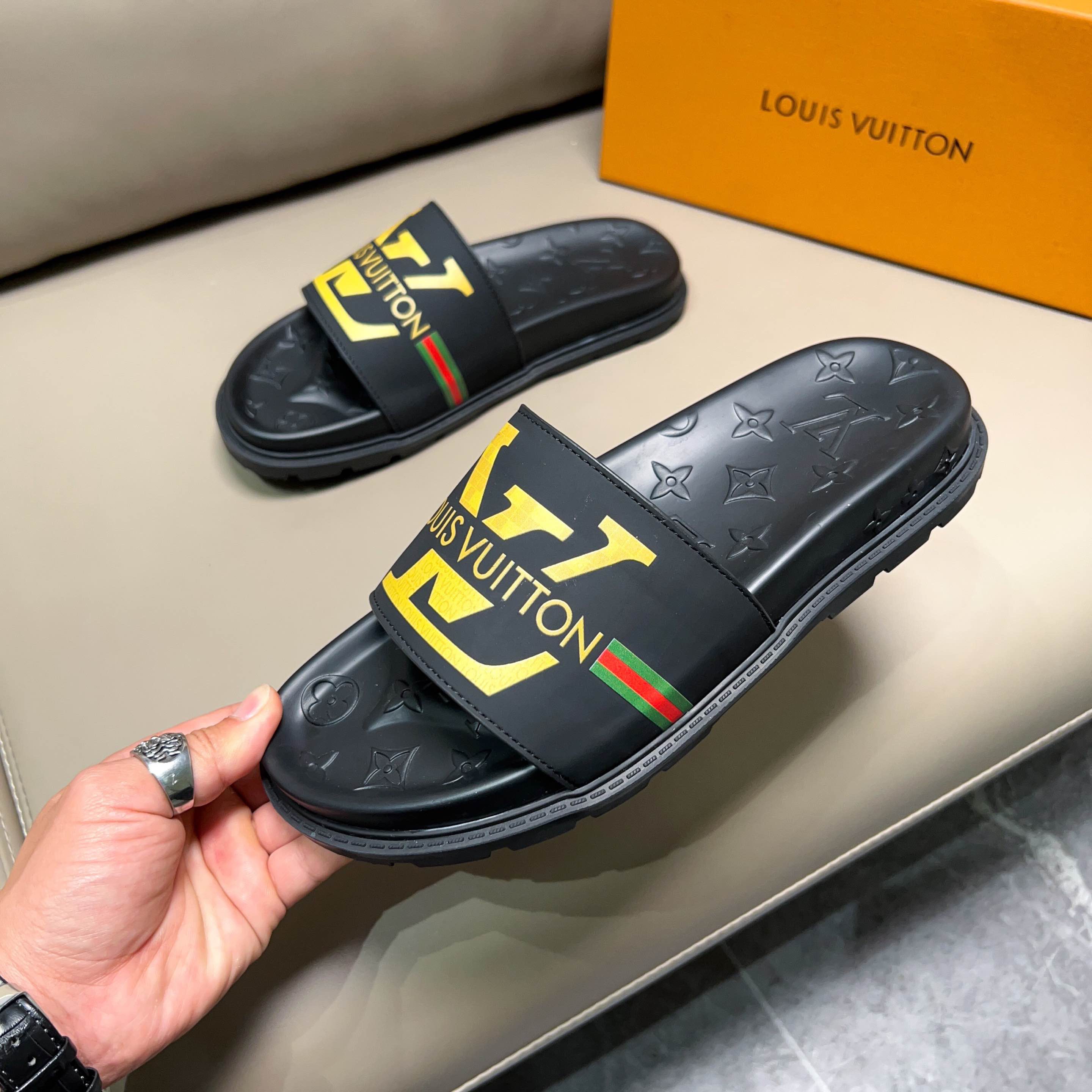 Men L*ouis V*uitton Top Slippers
