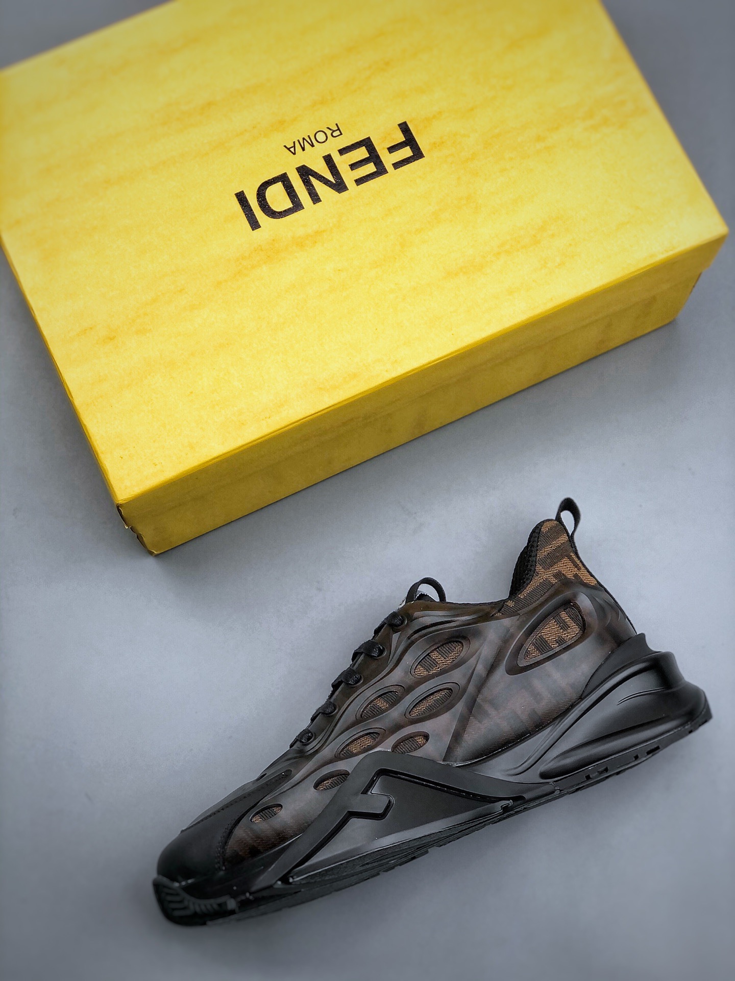 Men F*endi Top Sneaker （ ）