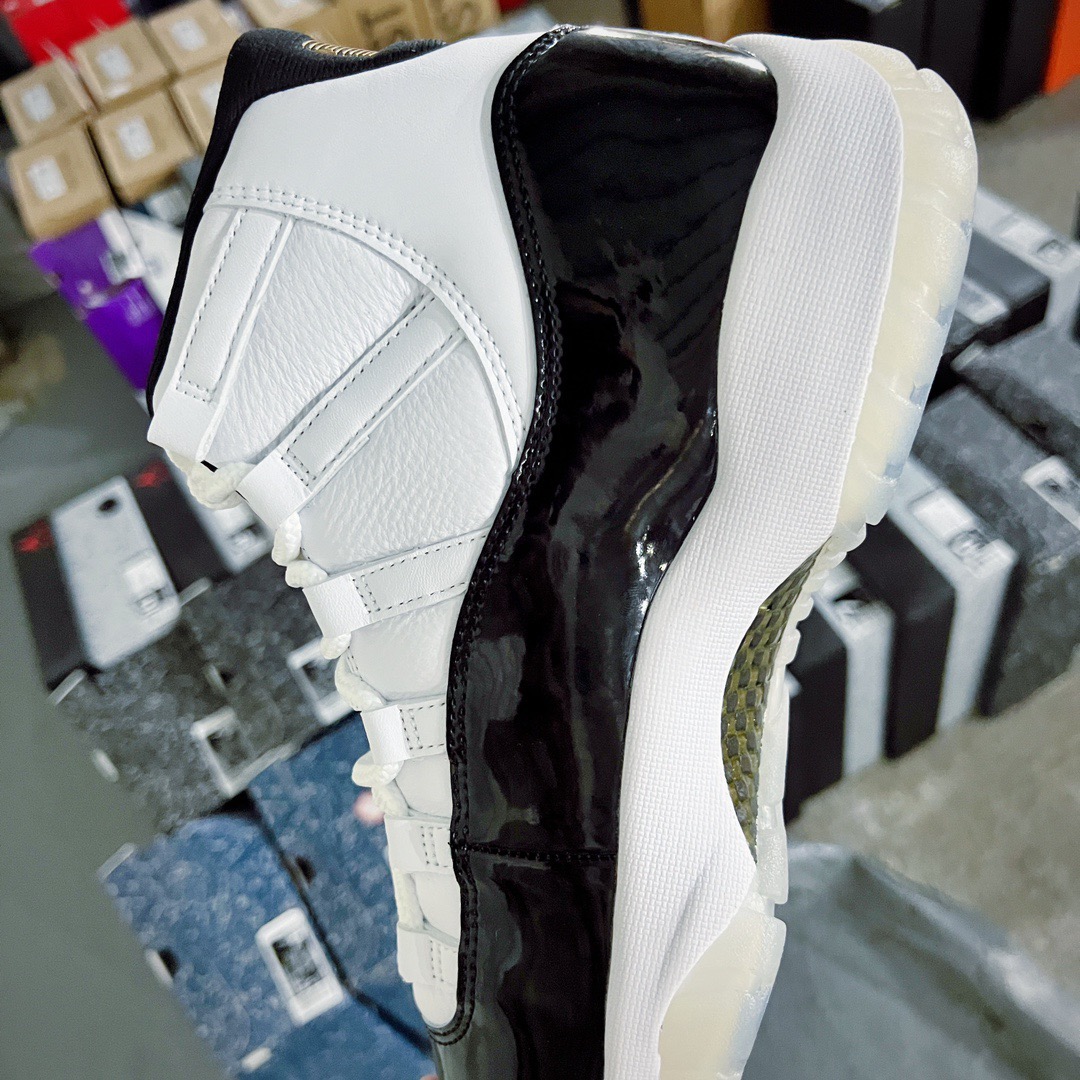 NIKE Air Jordan 11()