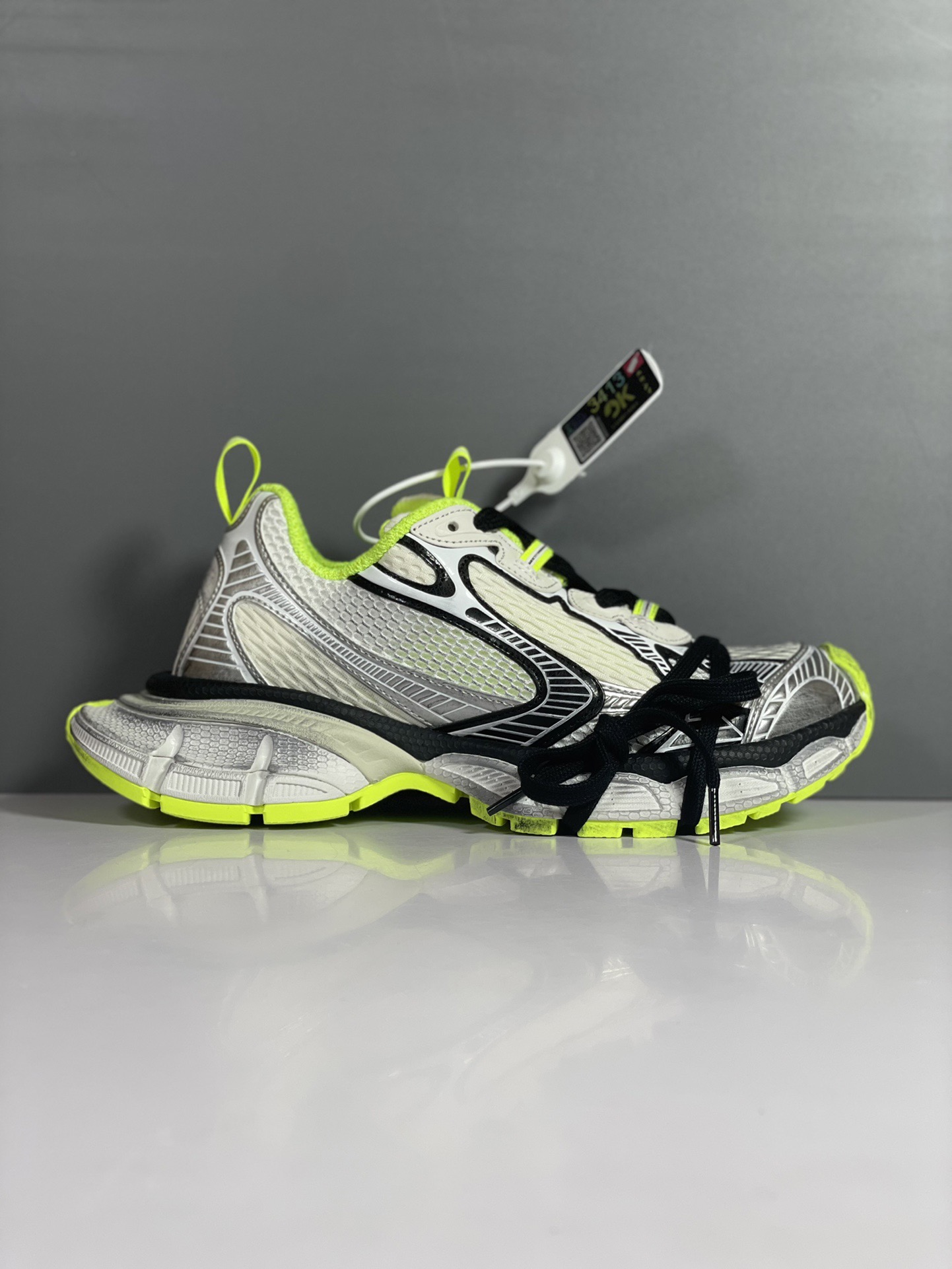 B*alenciaga Top Sneakers