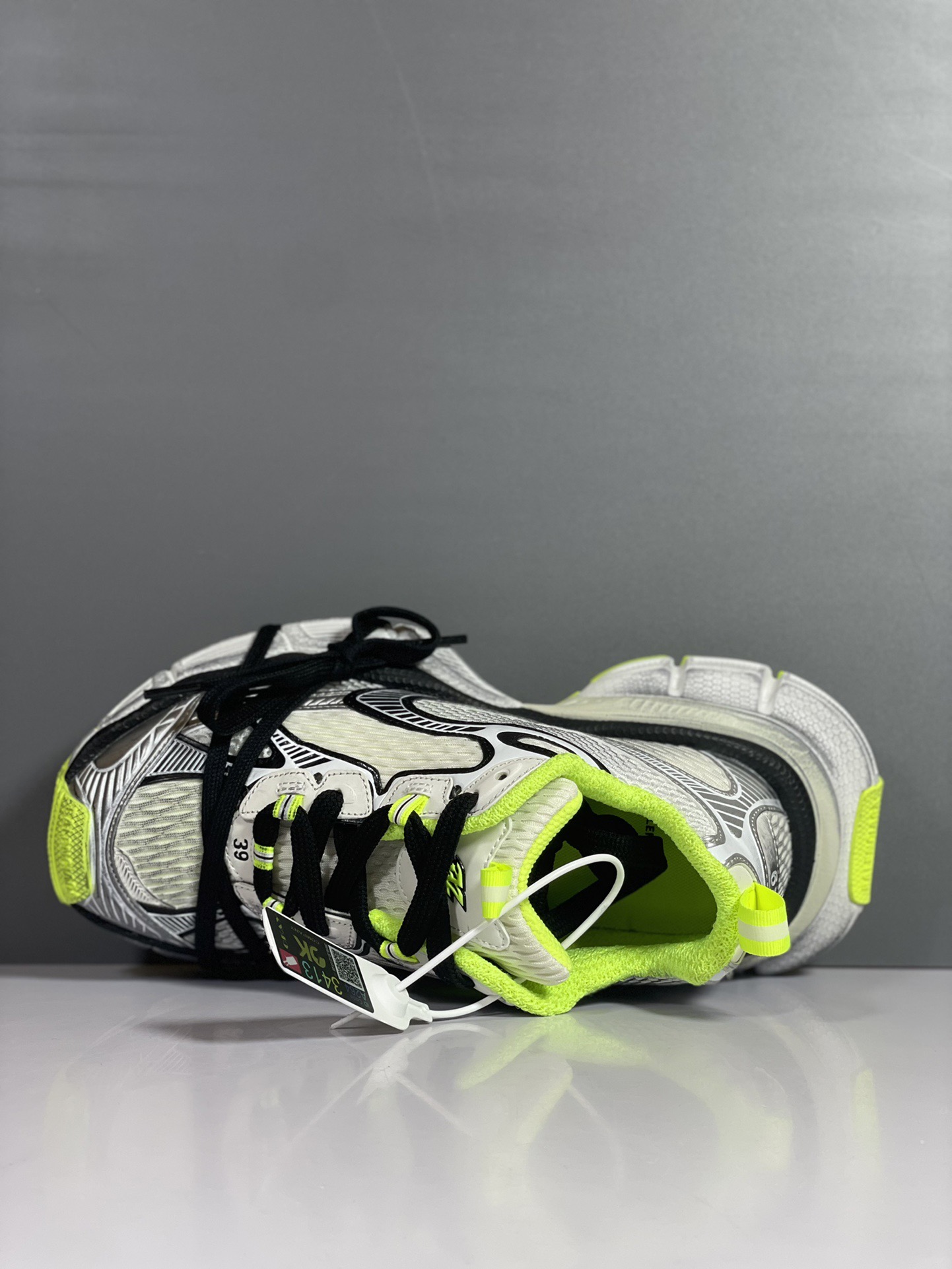 B*alenciaga Top Sneakers