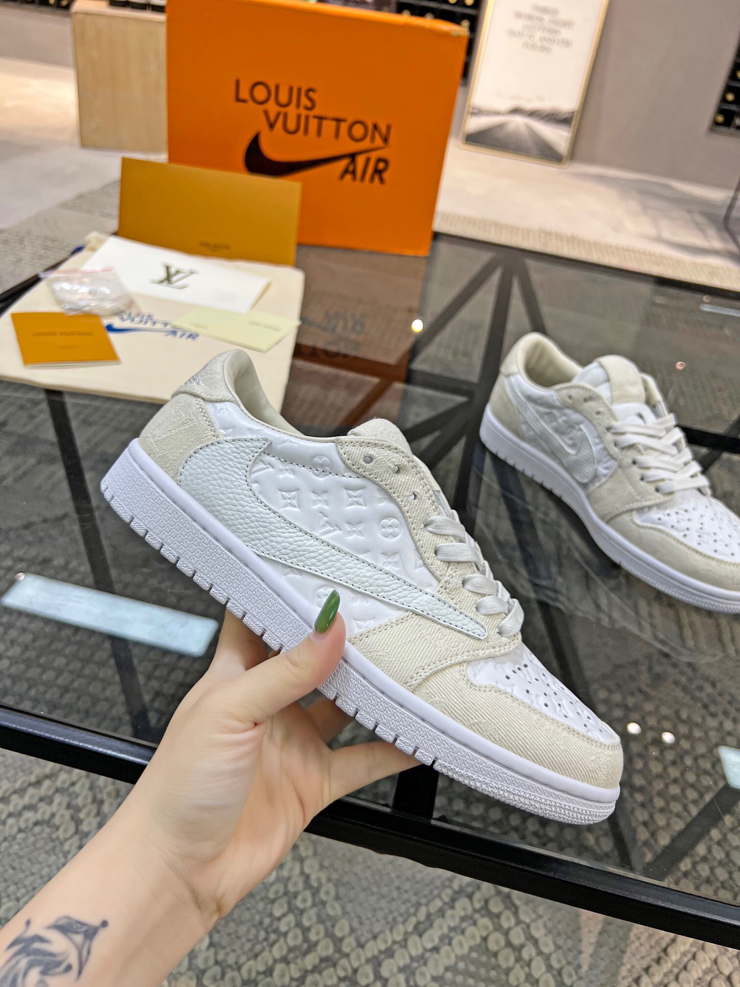 Men L*ouis V*uitton x NIKE Sneakers Maikesneakers