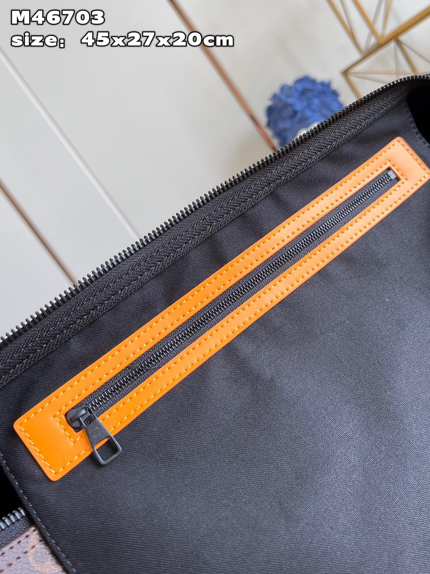 L*ouis V*uitton Top Bag