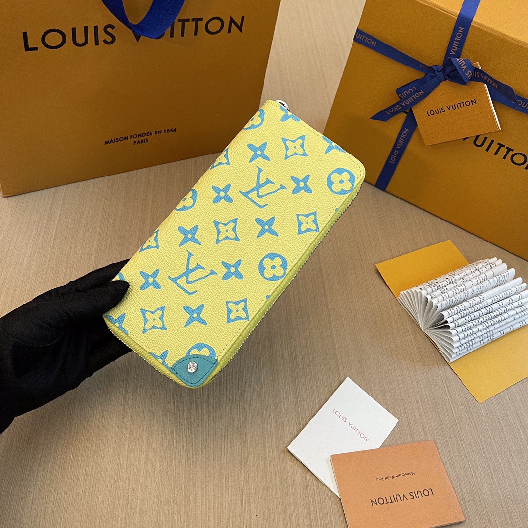 L*ouis V*uitton Top Bag