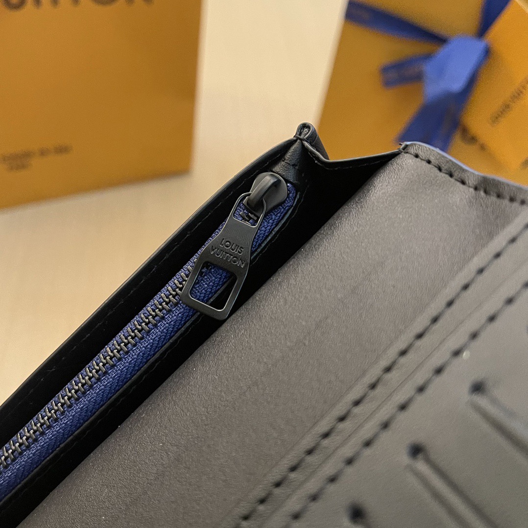 L*ouis V*uitton Top Bag