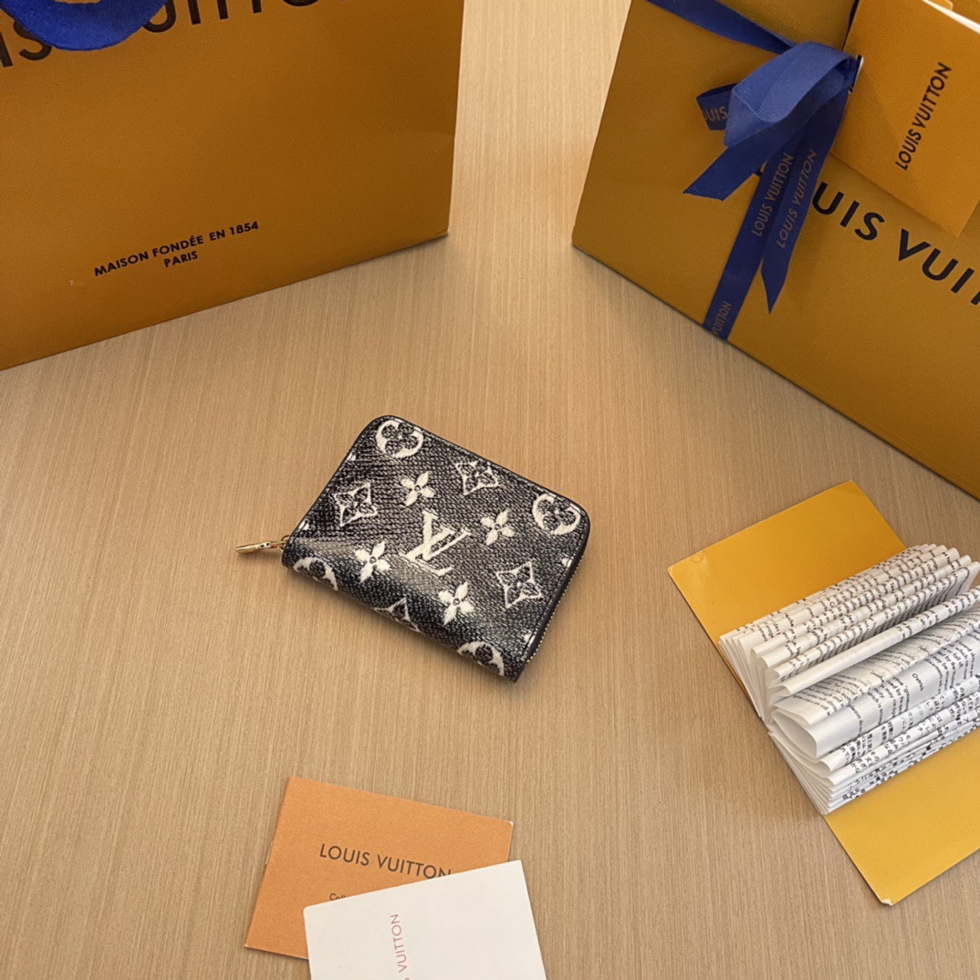 L*ouis V*uitton Top Bag