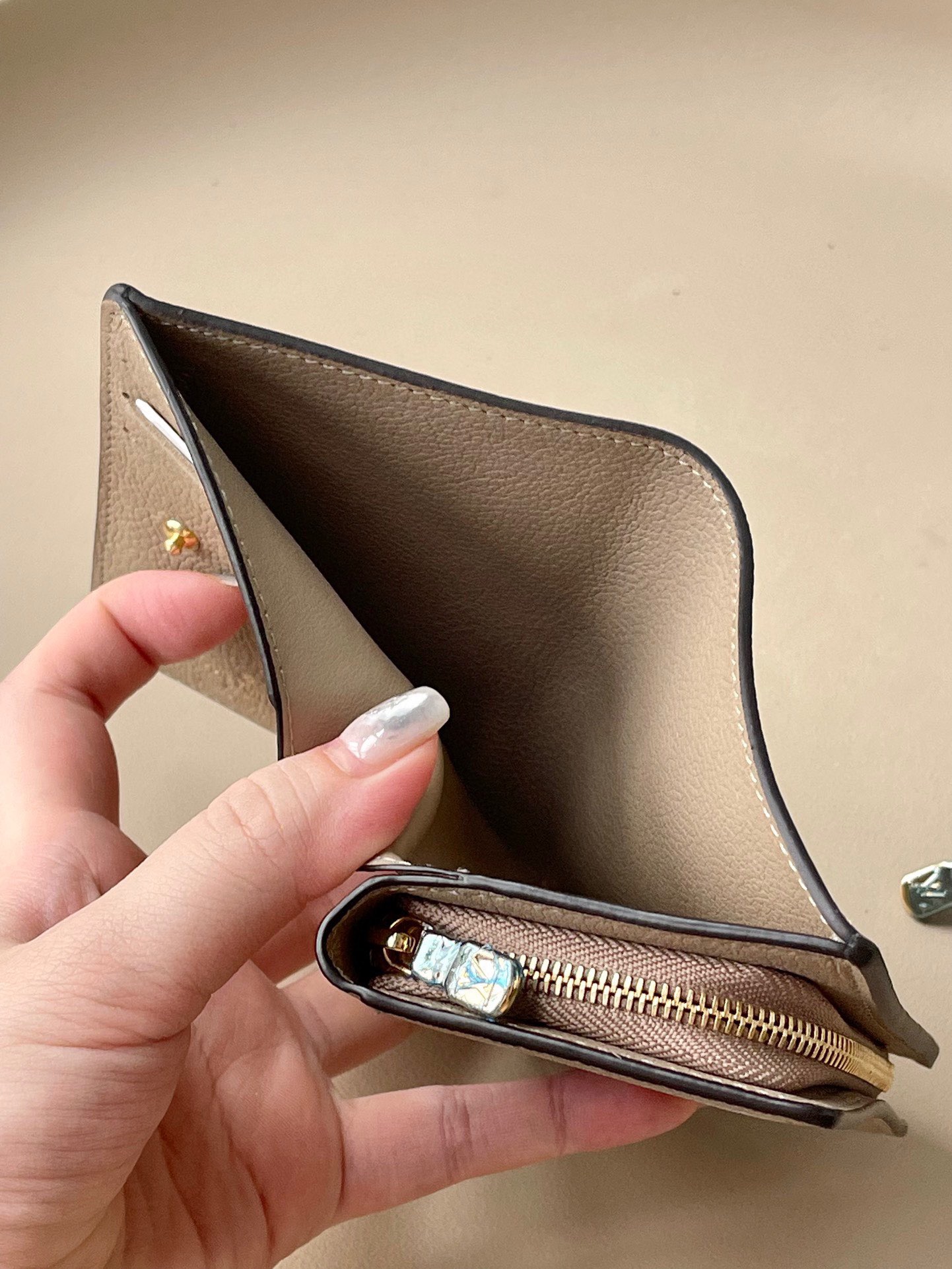 L*ouis V*uitton Top Bag