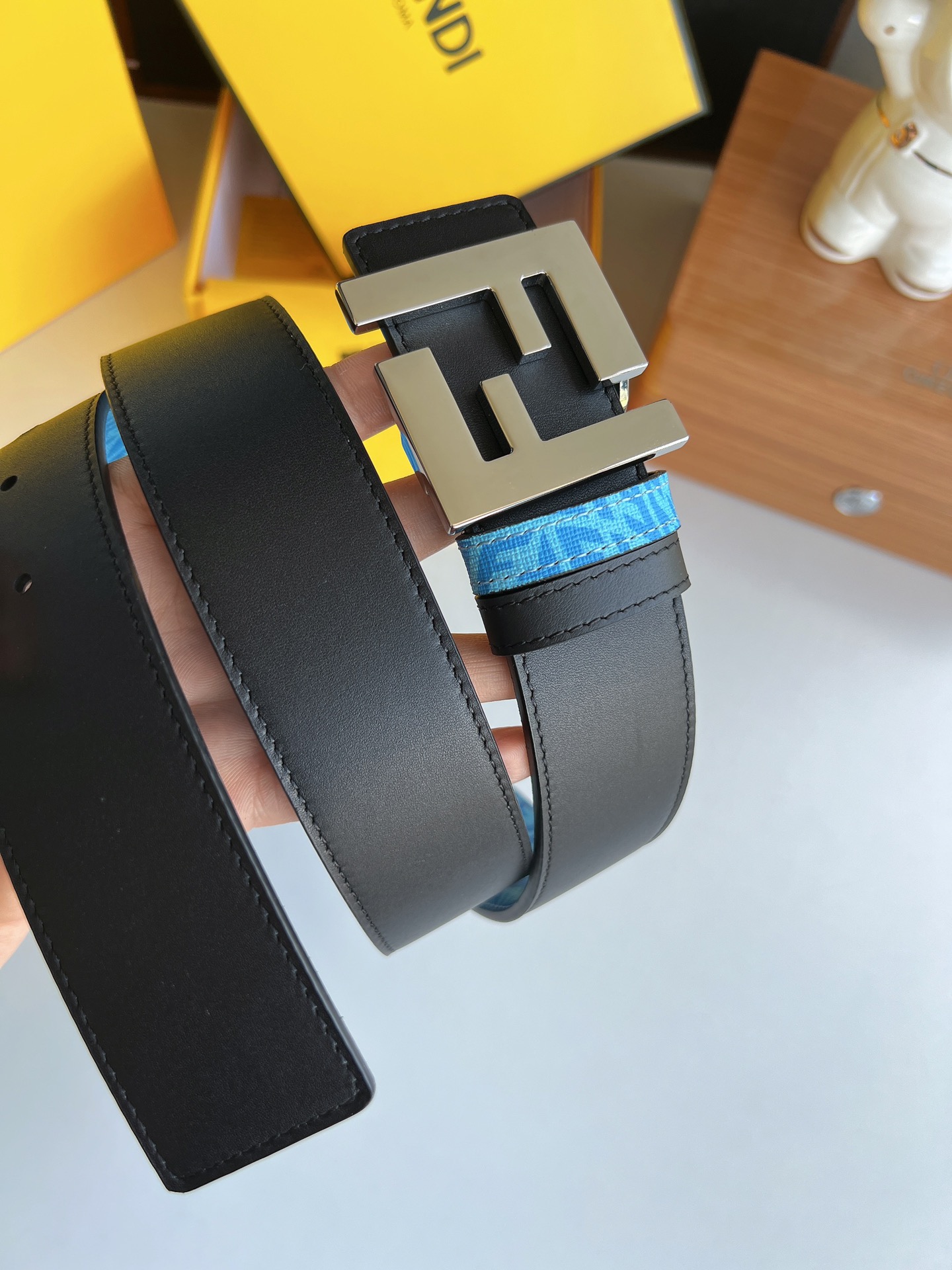 L*ouis V*uitton Top Version 40MM