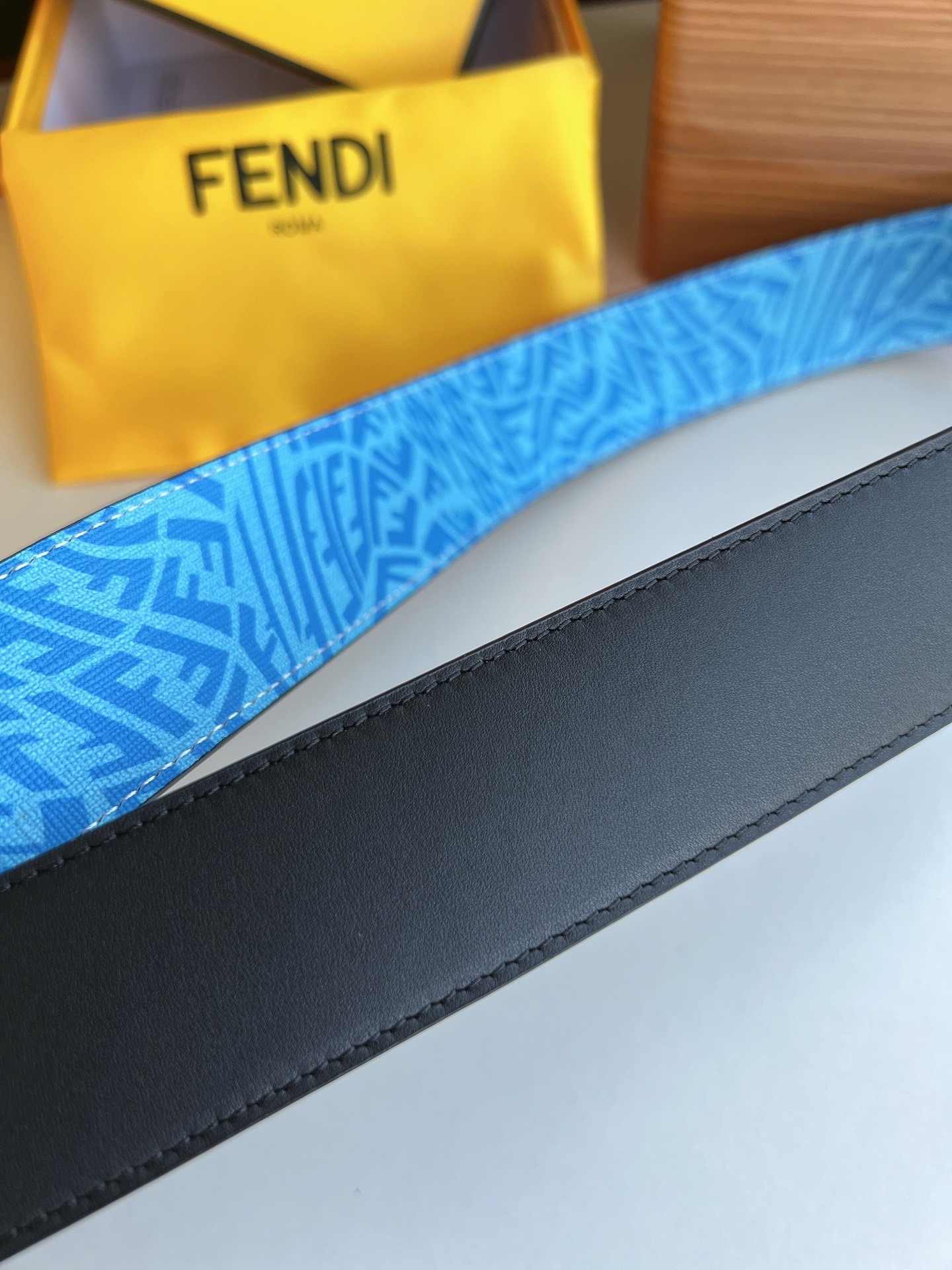 L*ouis V*uitton Top Version 40MM