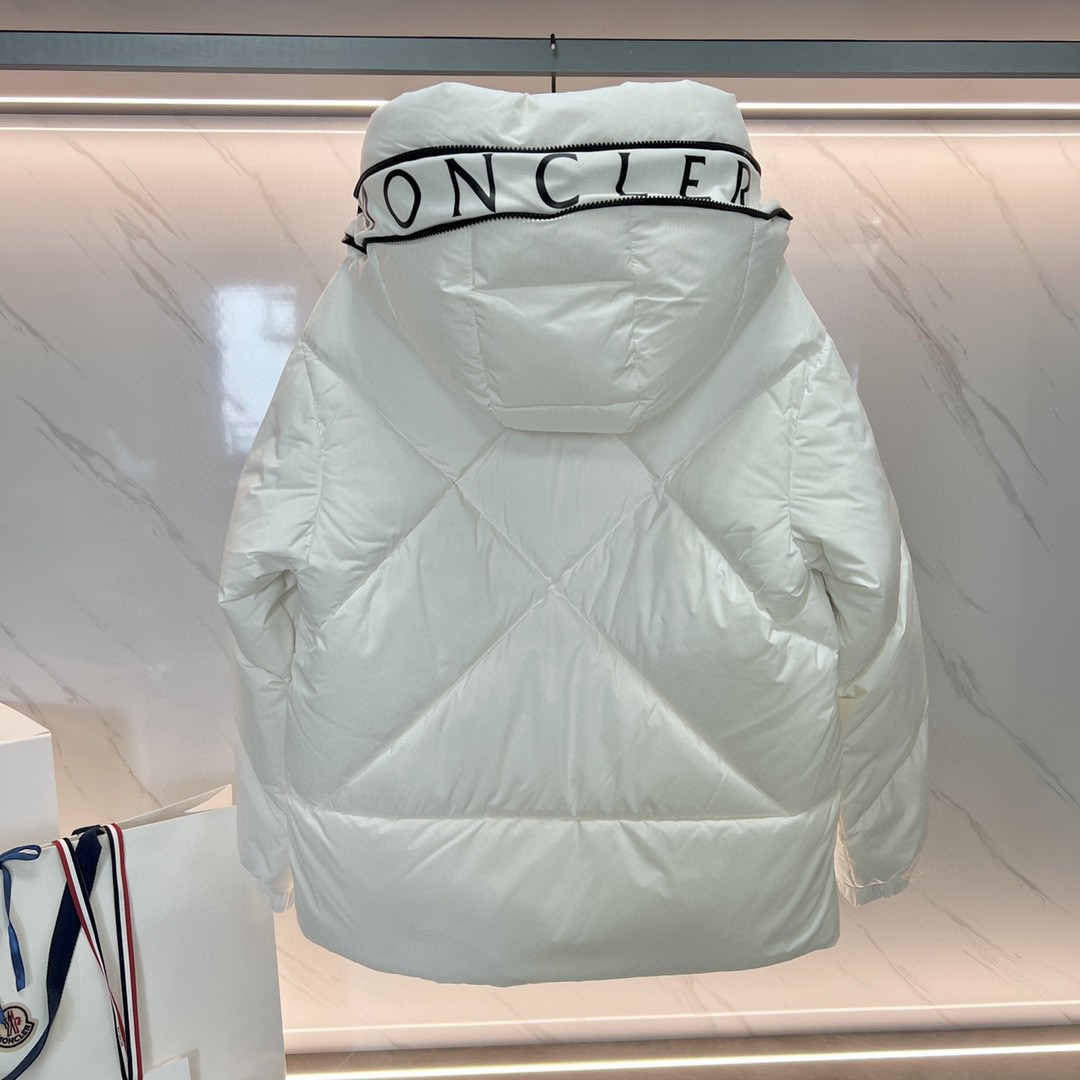 Women Jacket/Sweater Top Quality