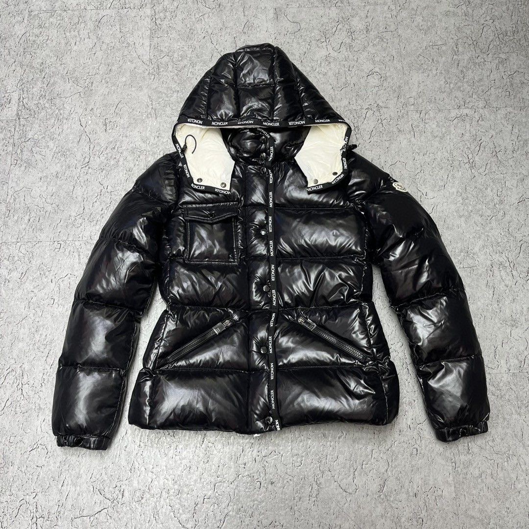 Women Jacket/Sweater Top Quality