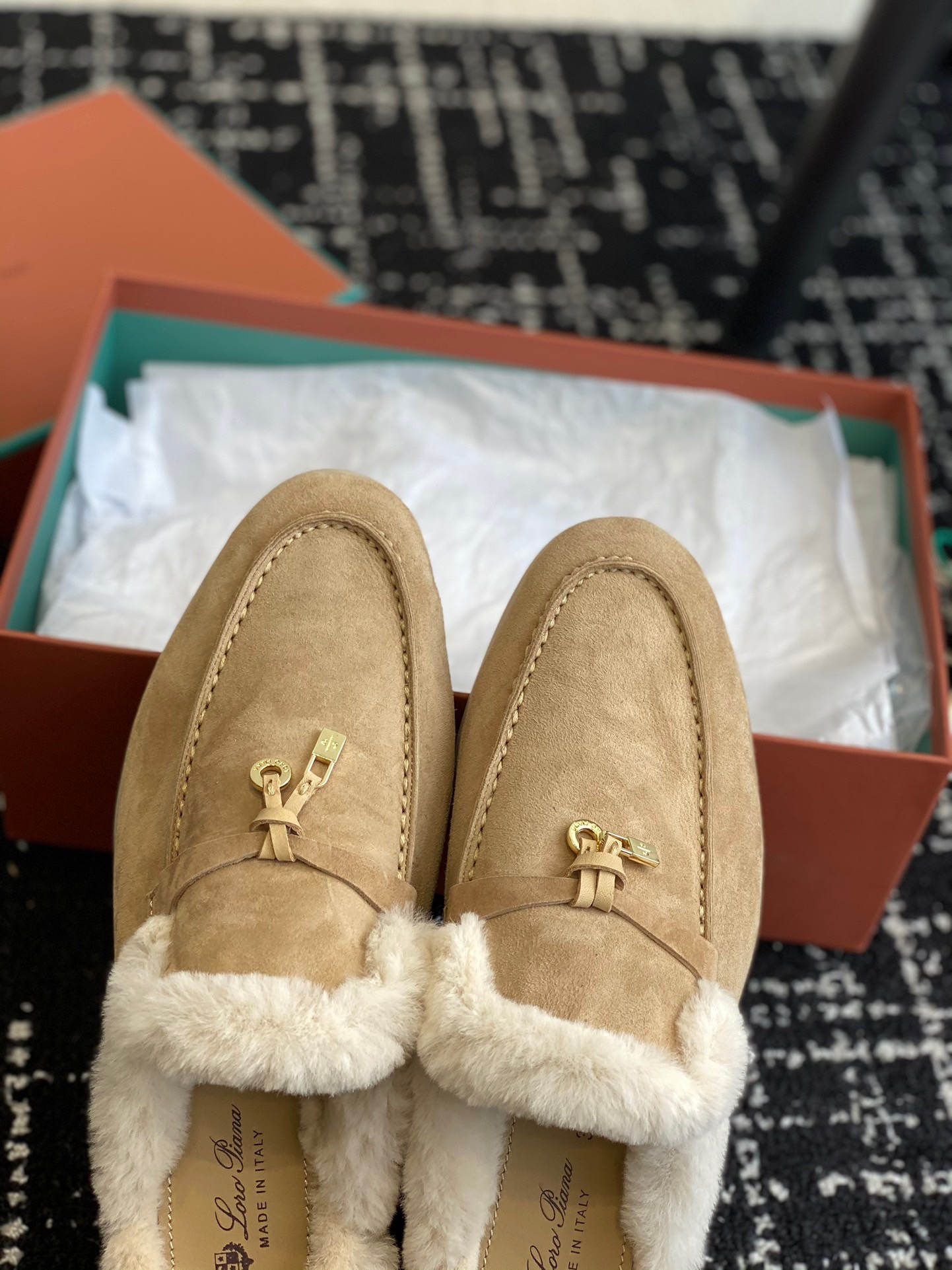 Women L*oro P*iana Top Loafer （）