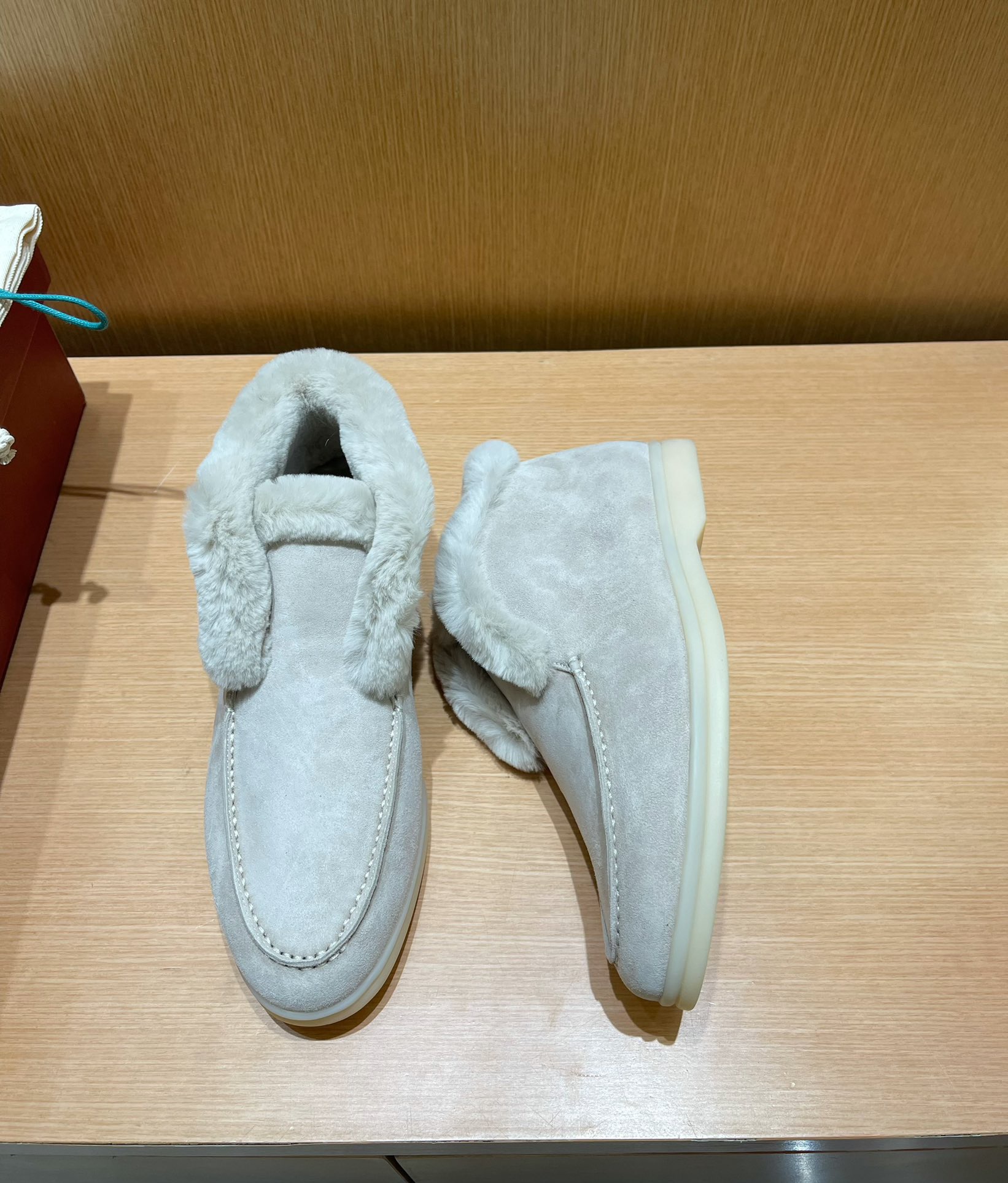 Women L*oro P*iana Top Loafer （）