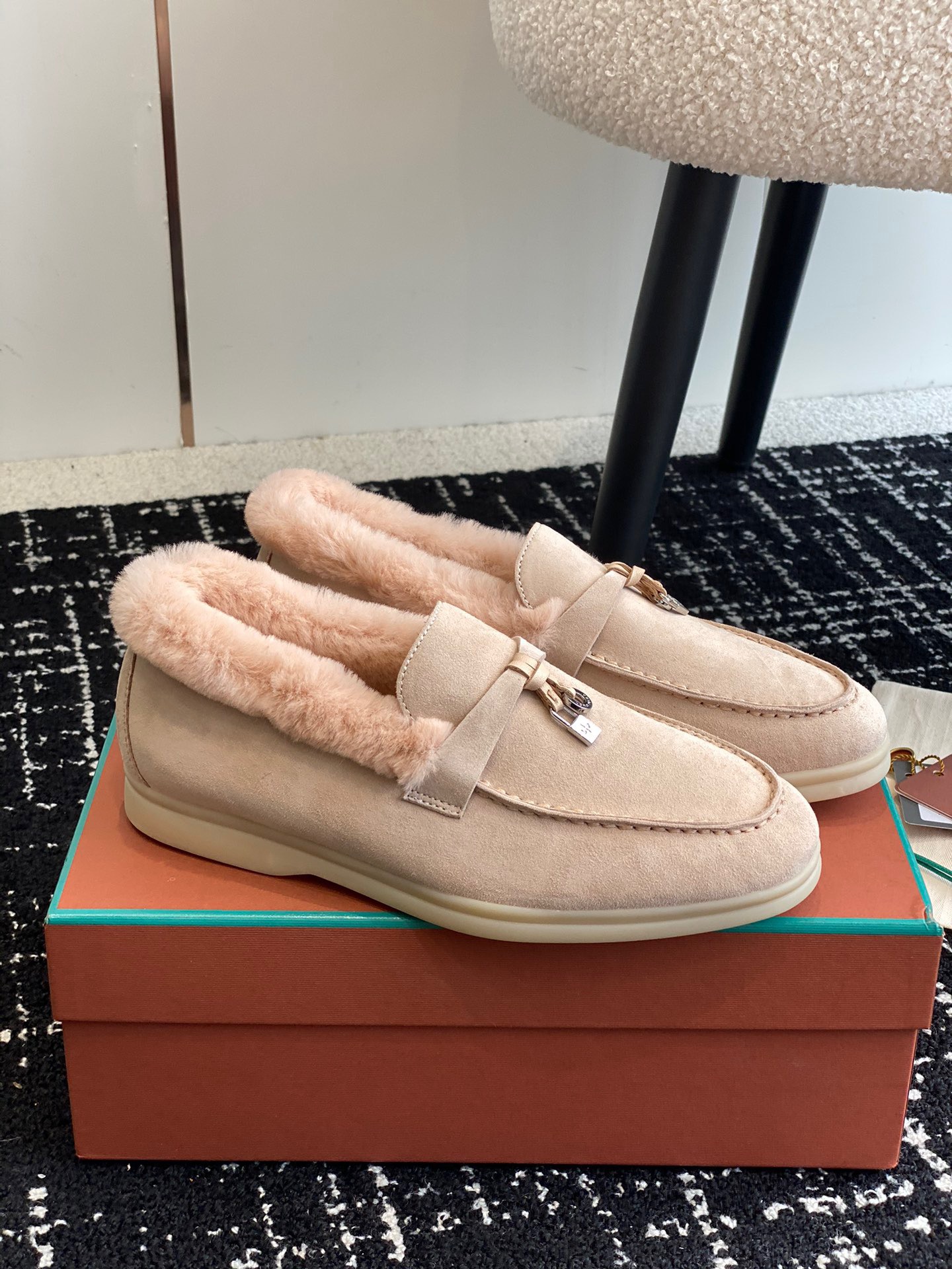 Women L*oro P*iana Top Loafer （）