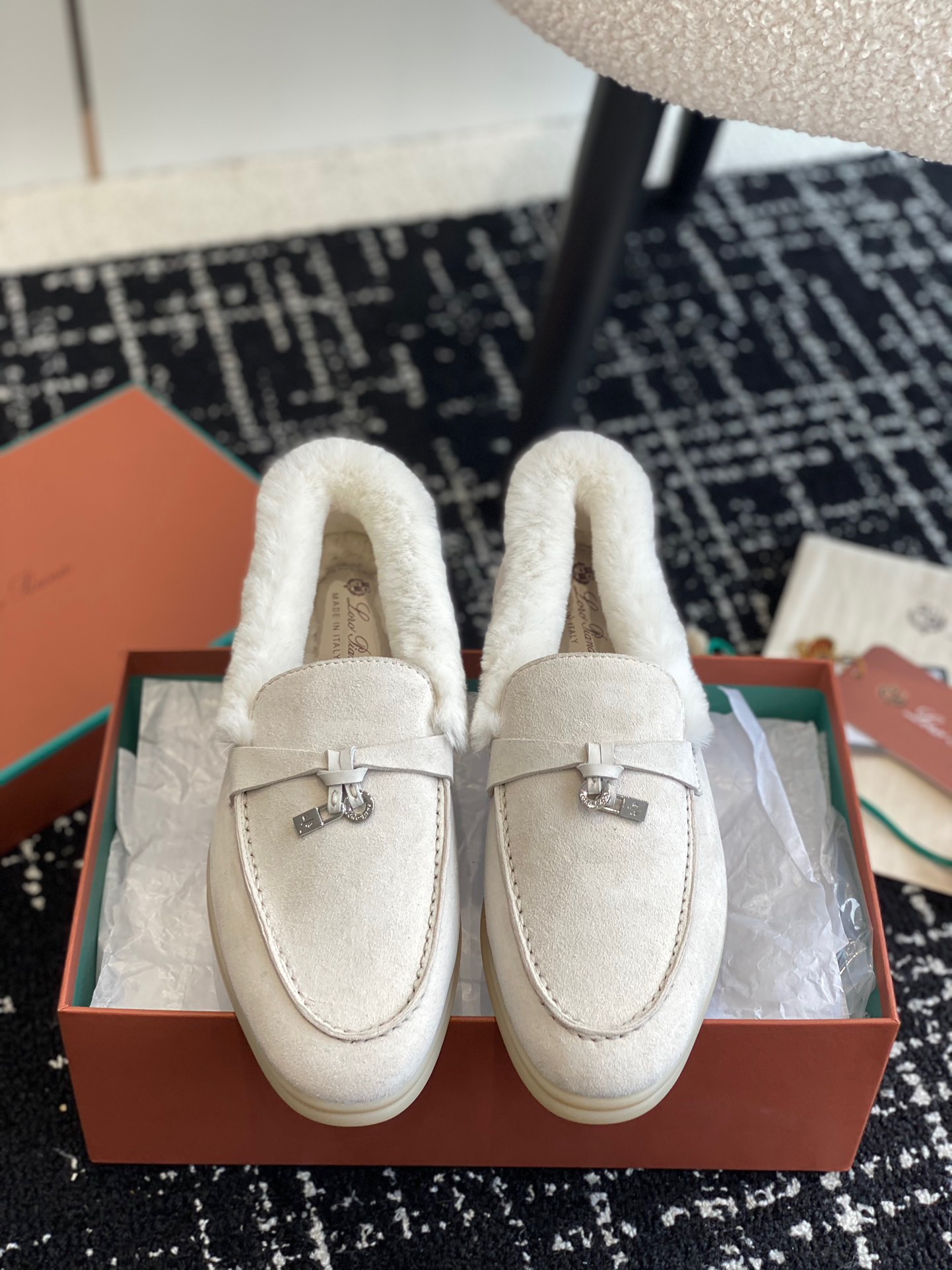 Women L*oro P*iana Top Loafer （）