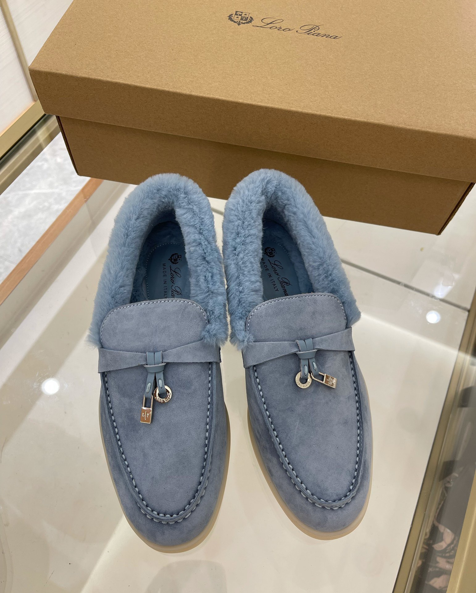 Women L*oro P*iana Top Loafer （）