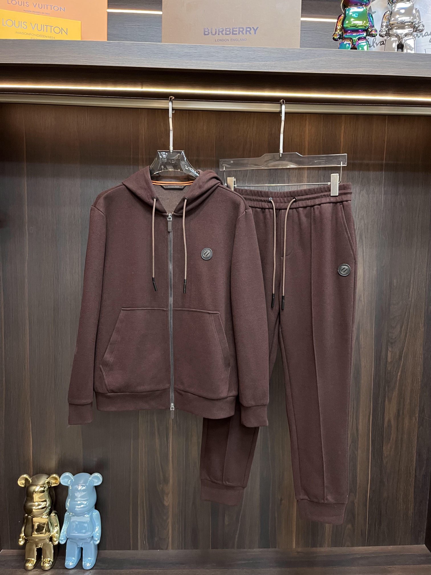 Men suits Top Quality