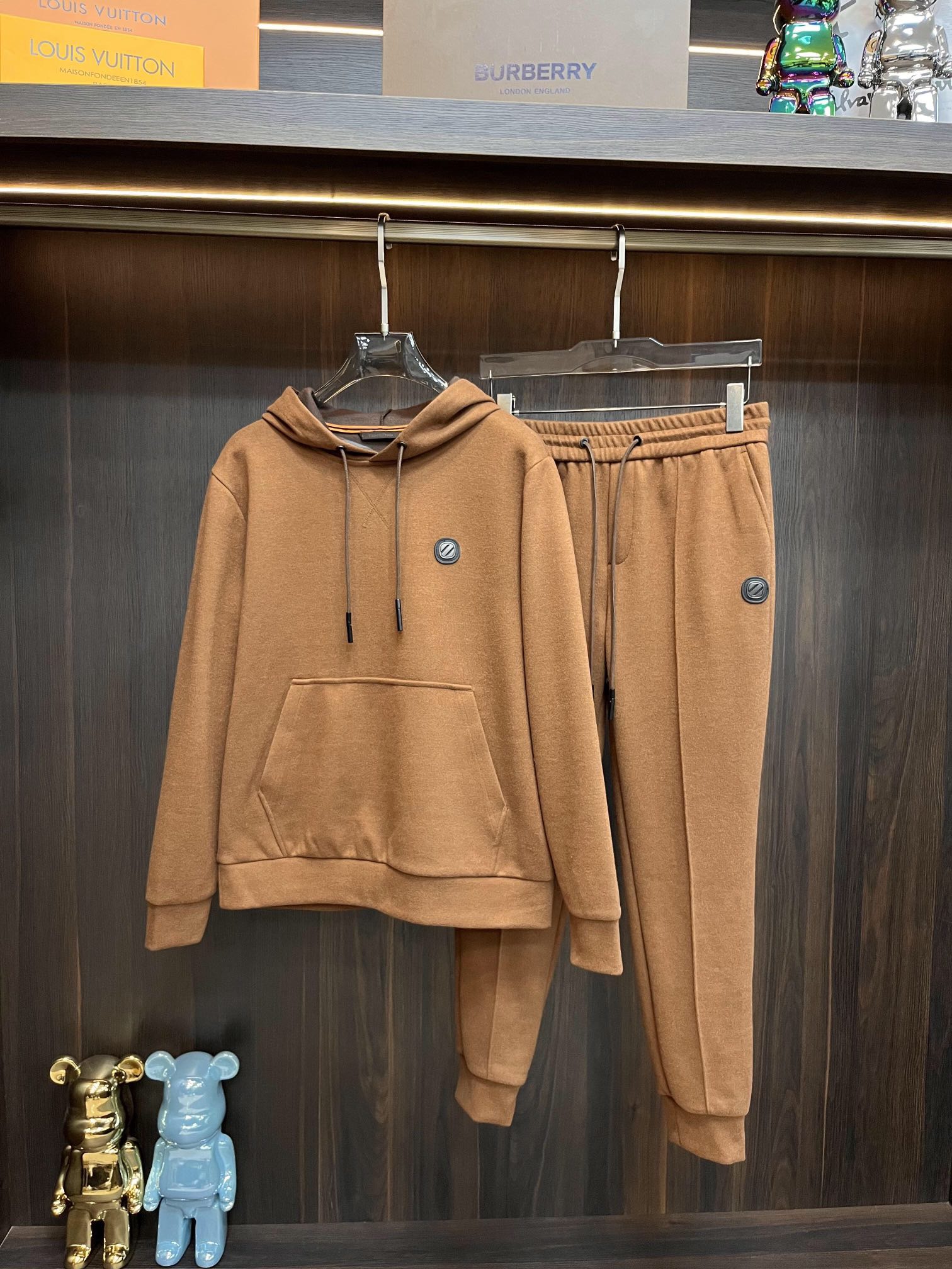 Men suits Top Quality