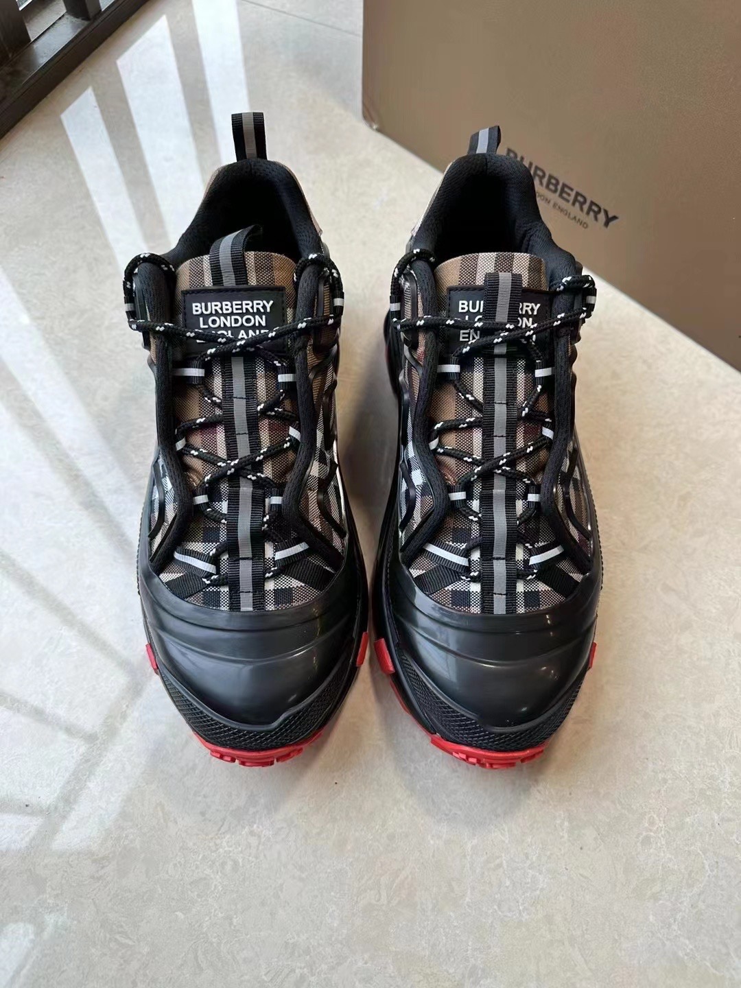 Men B*urberry Top Sneaker Maikesneakers