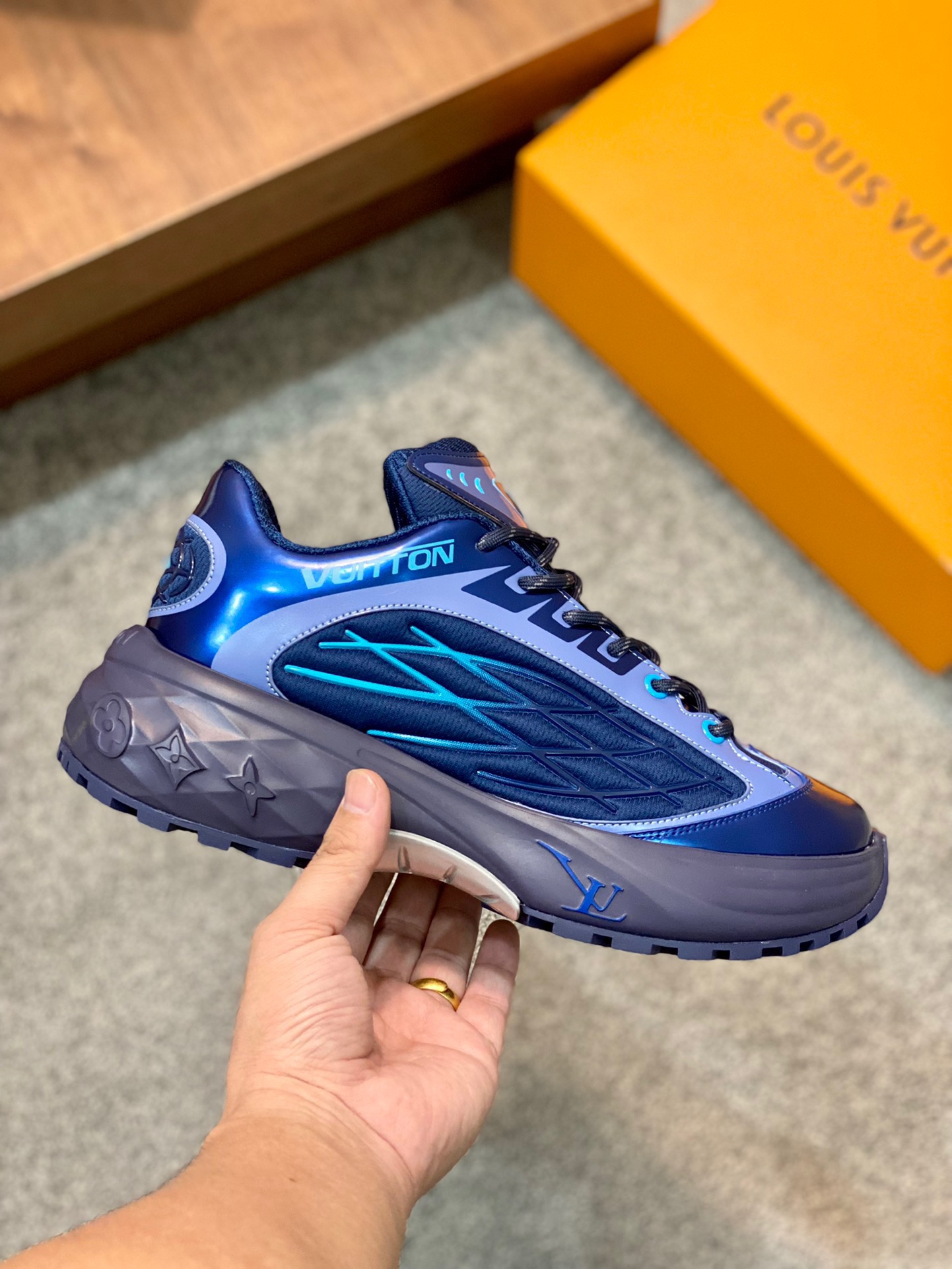 Men L*ouis V*uitton Top Sneaker