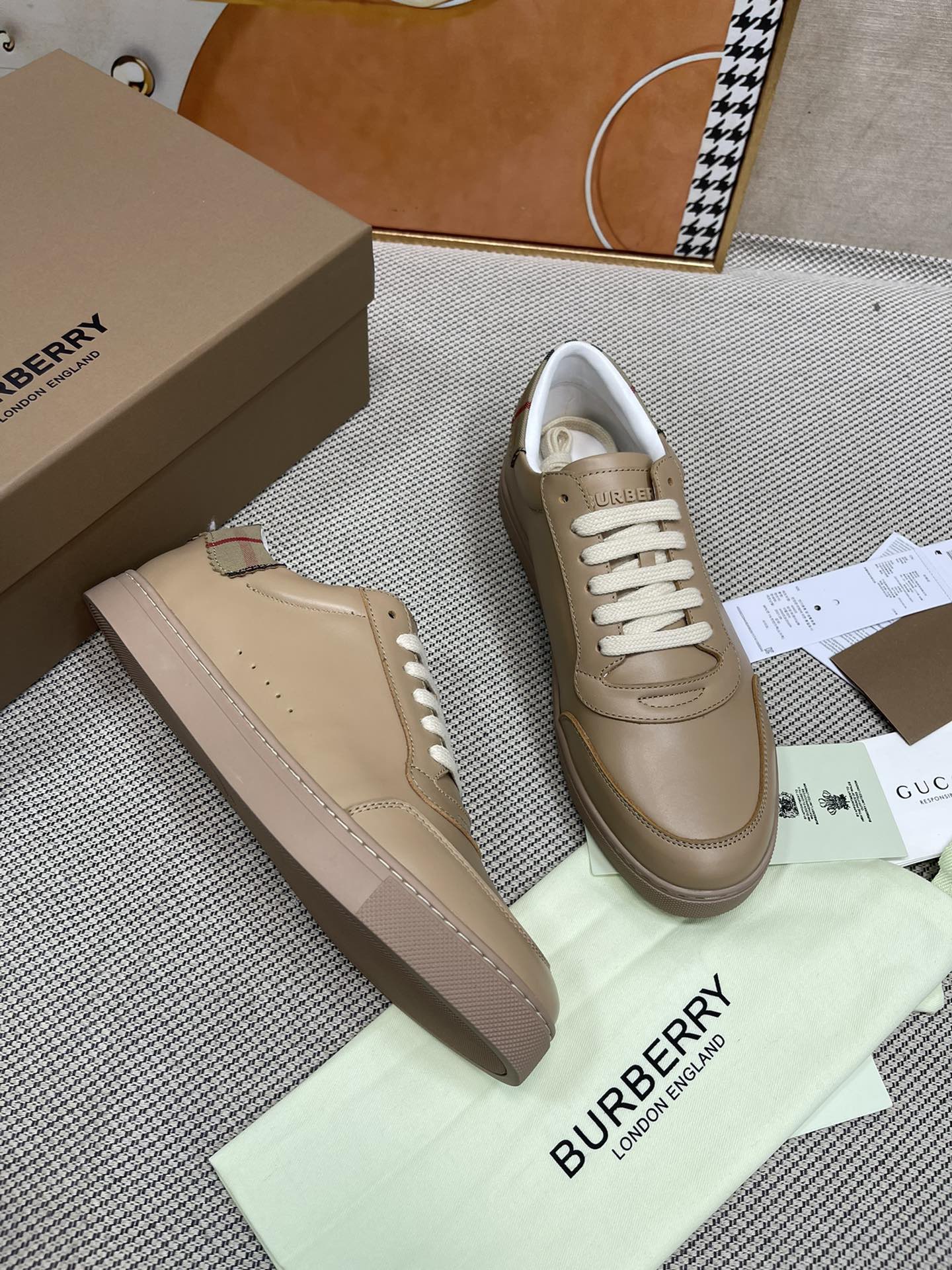 Men B*urberry Top Sneaker