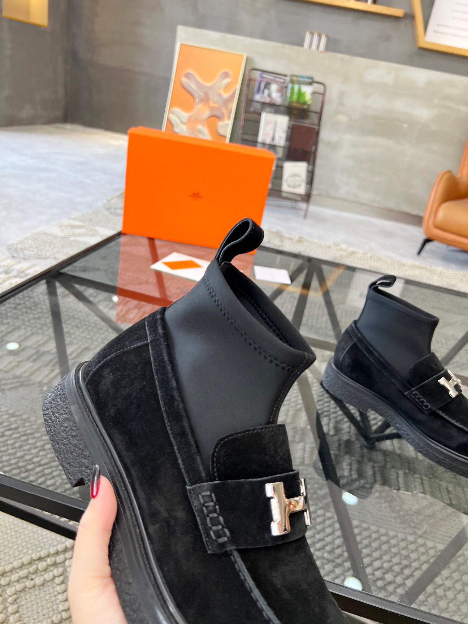 Men H*ermes Top Sneaker