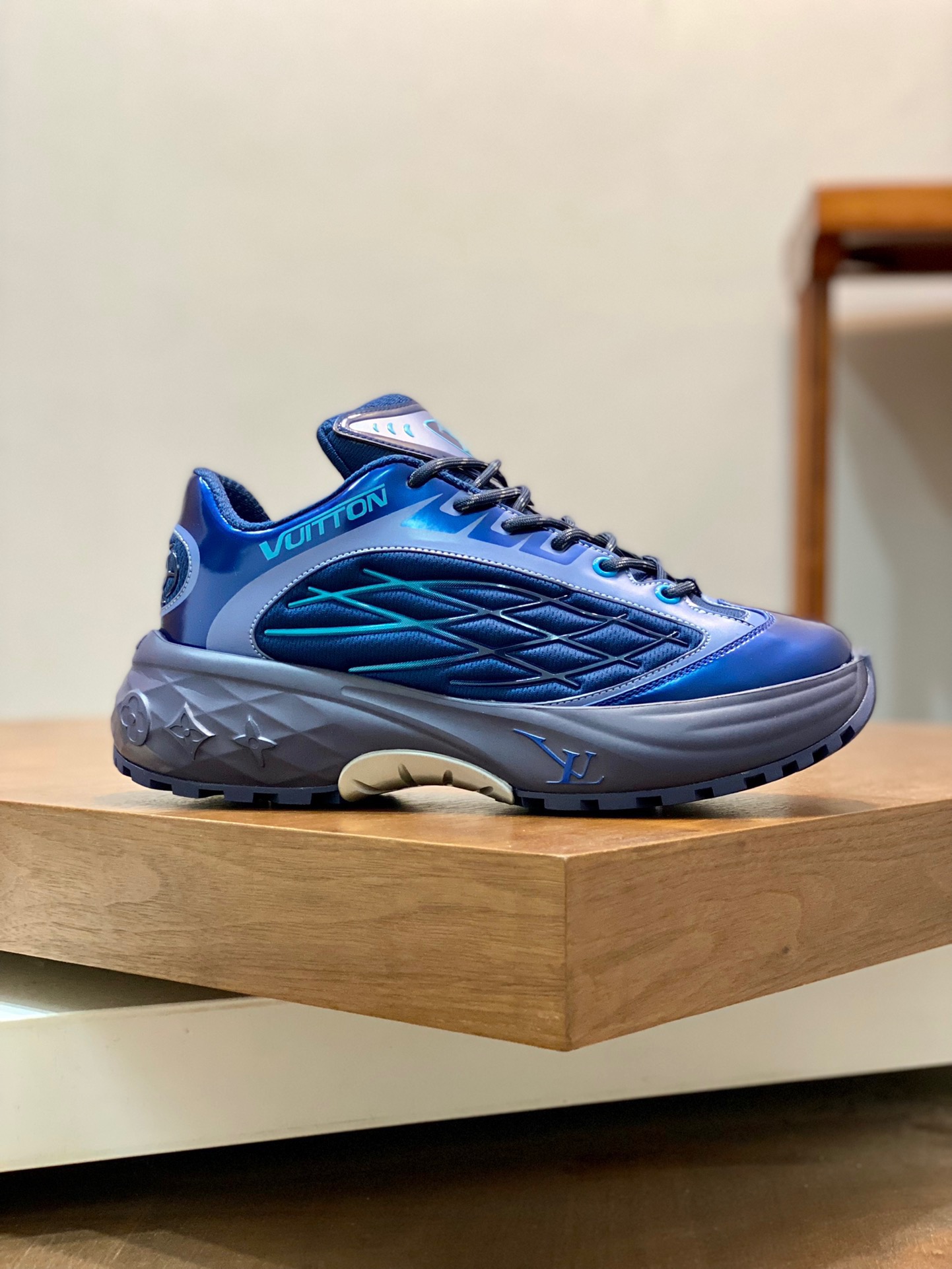 Men L*ouis V*uitton Top Sneaker