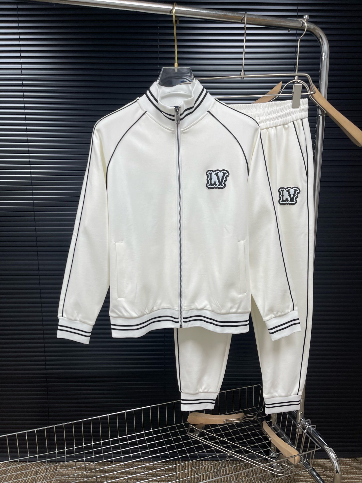 Men suits Top Quality