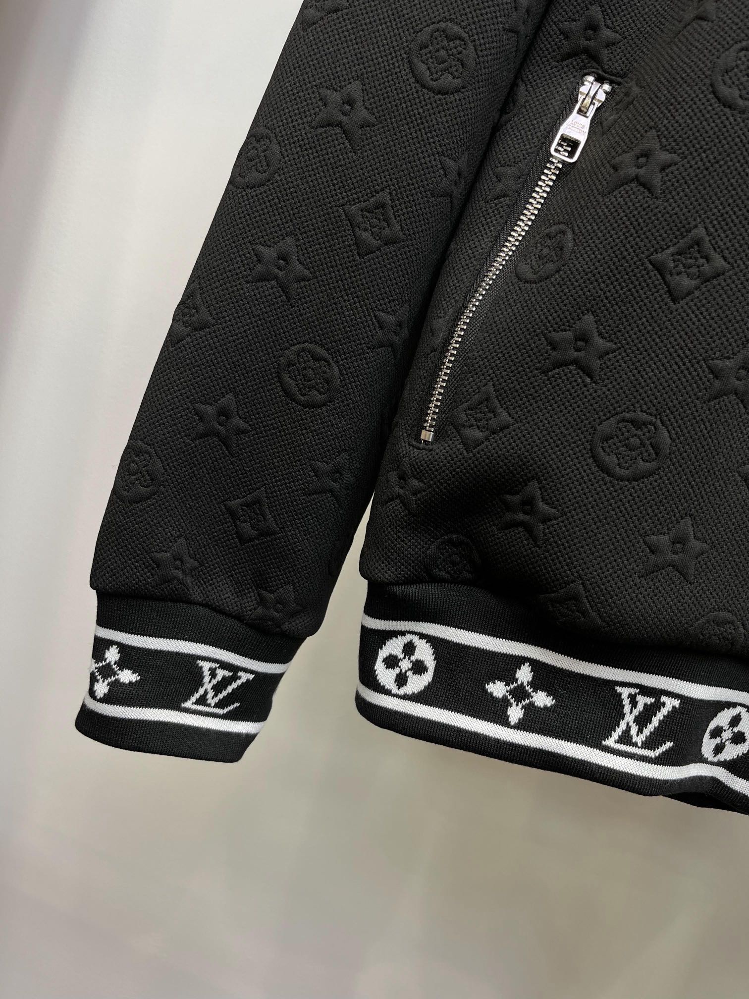 Men suits Top Quality