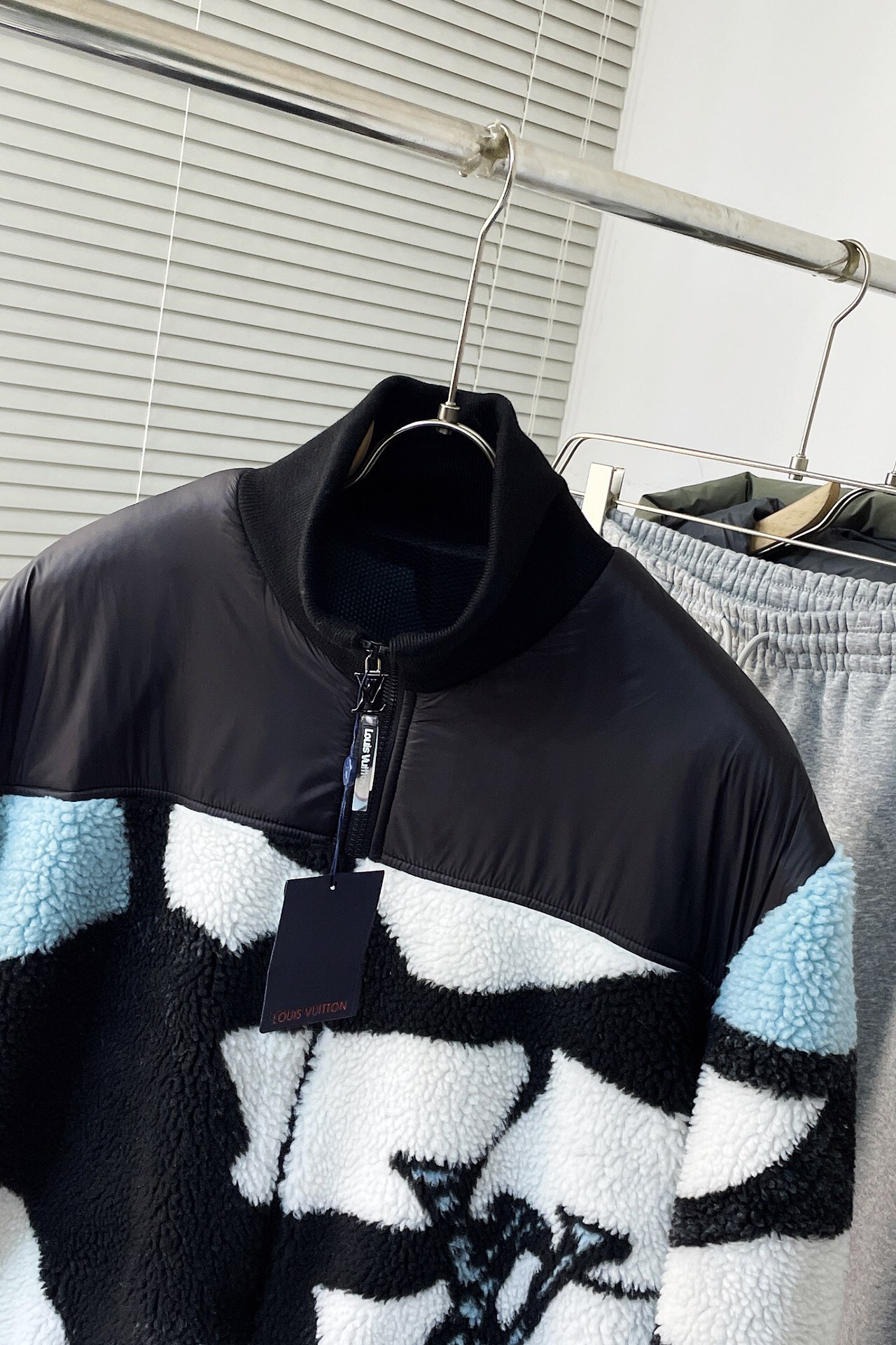 Men Jacket/Sweater Top Quality