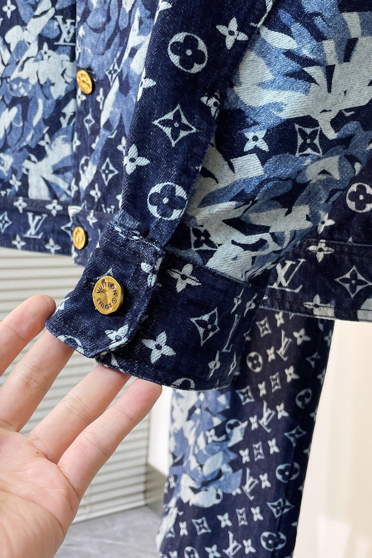 Men suits Top Quality