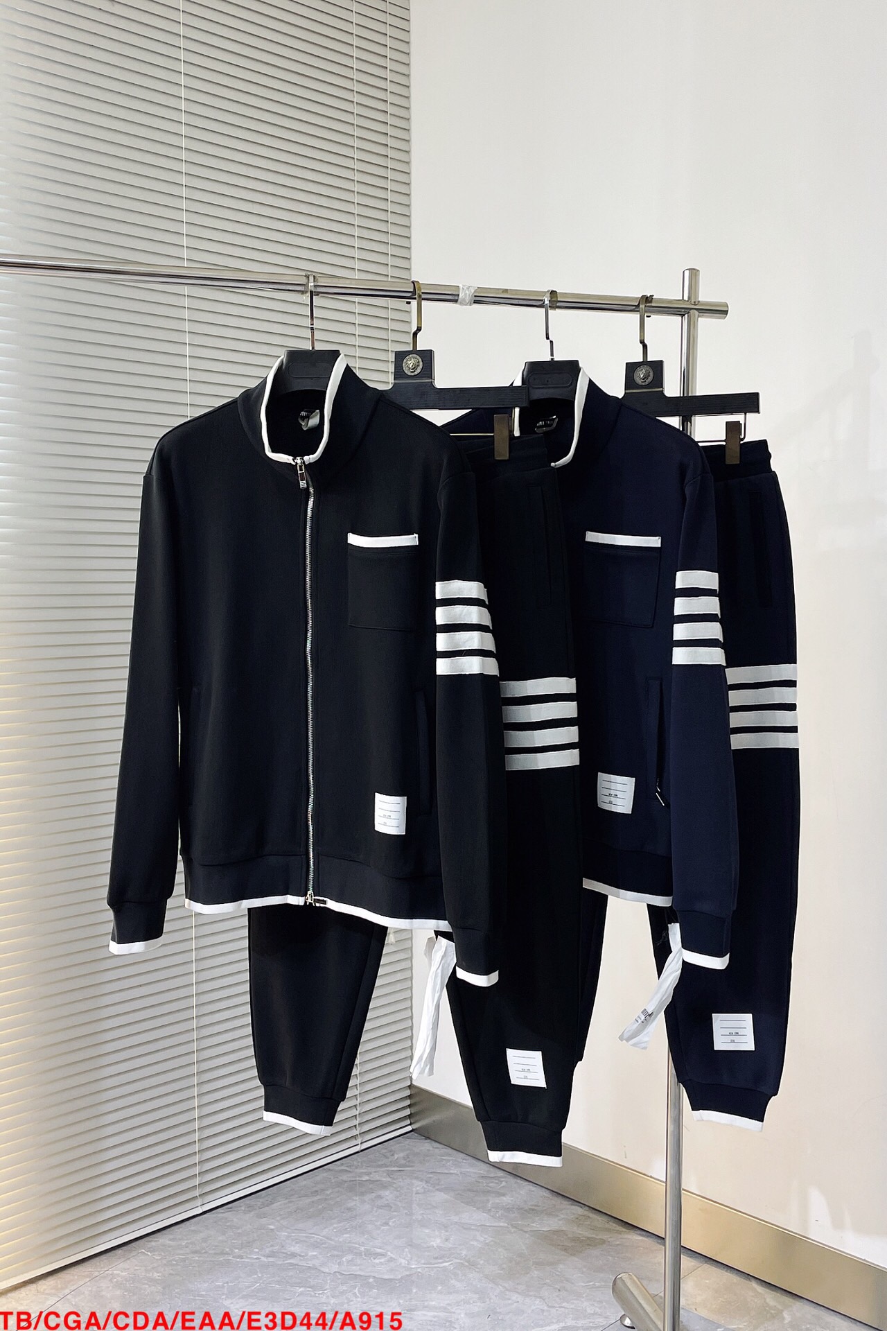 Men suits Top Quality