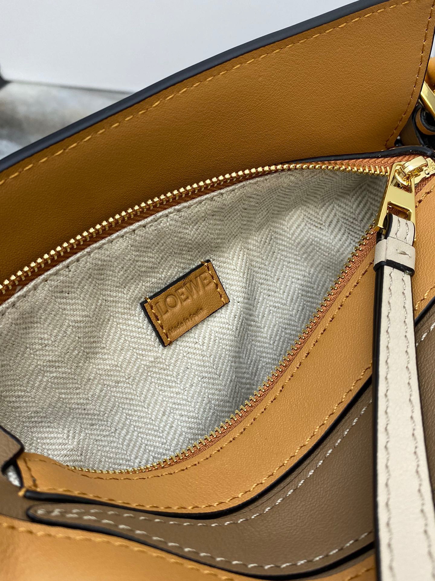 L*oewe Bag 9016 Top Quality