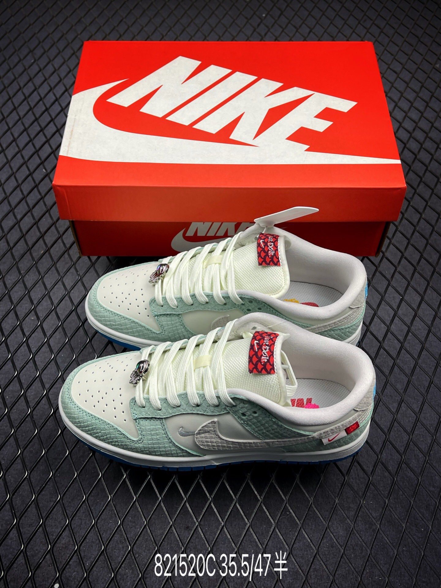 Men Wonen Top quality Nike SB Dunk Low