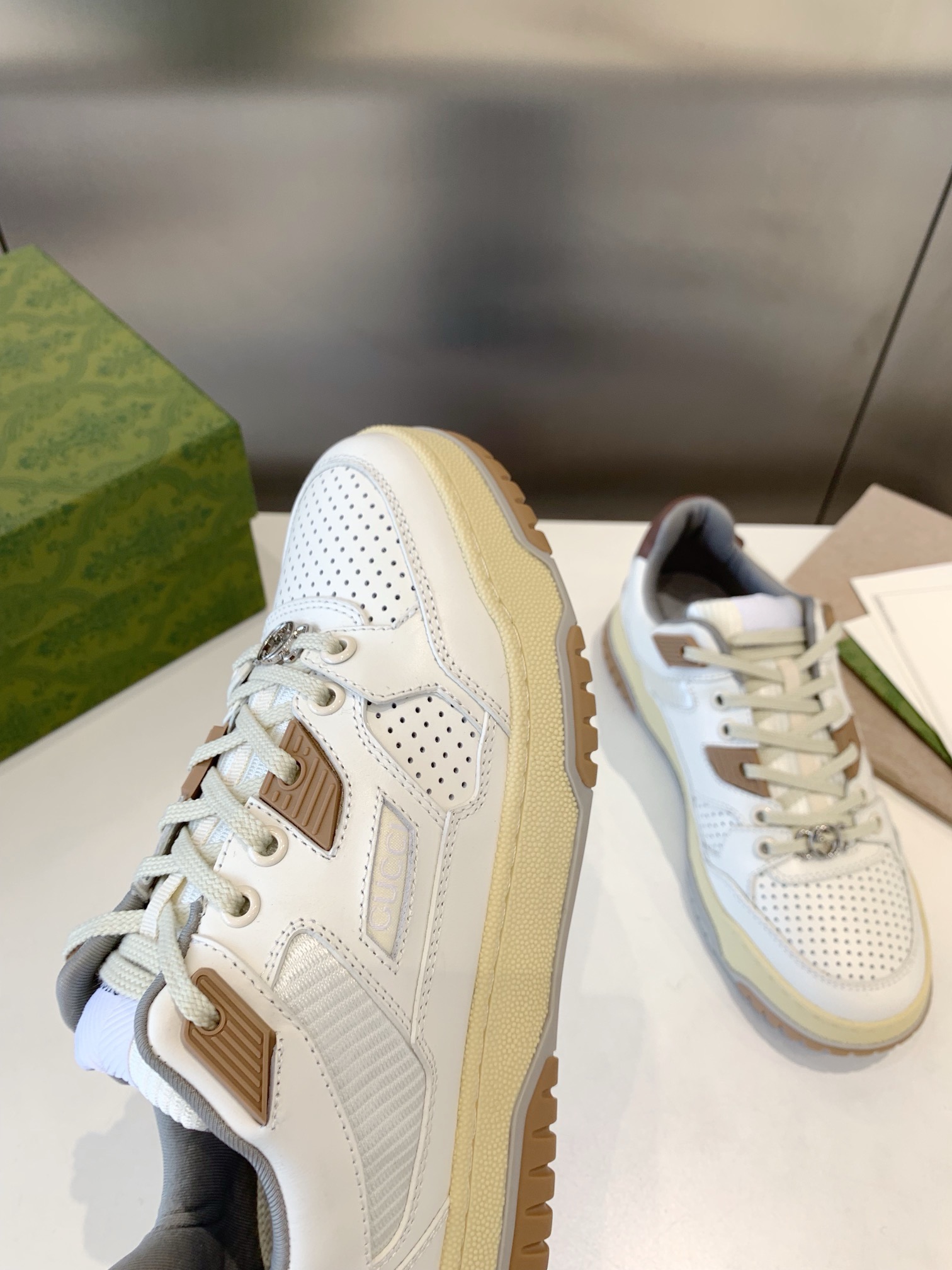 Women G*ucci Top Sneaker