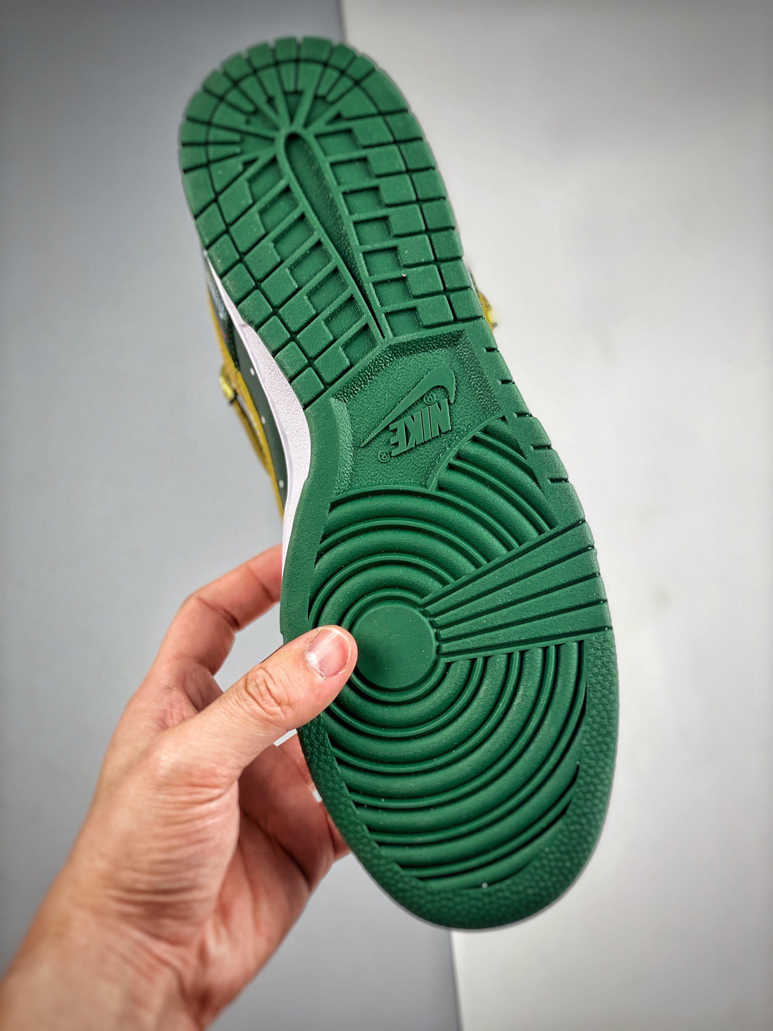 Men Women Nike SB Dunk Low